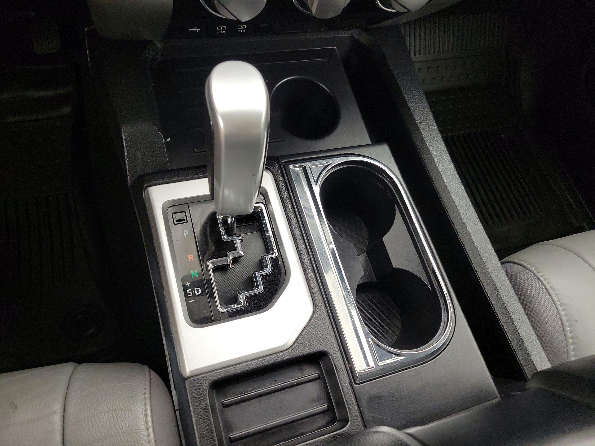 Thumbnail: 2021 Toyota Tundra - 17