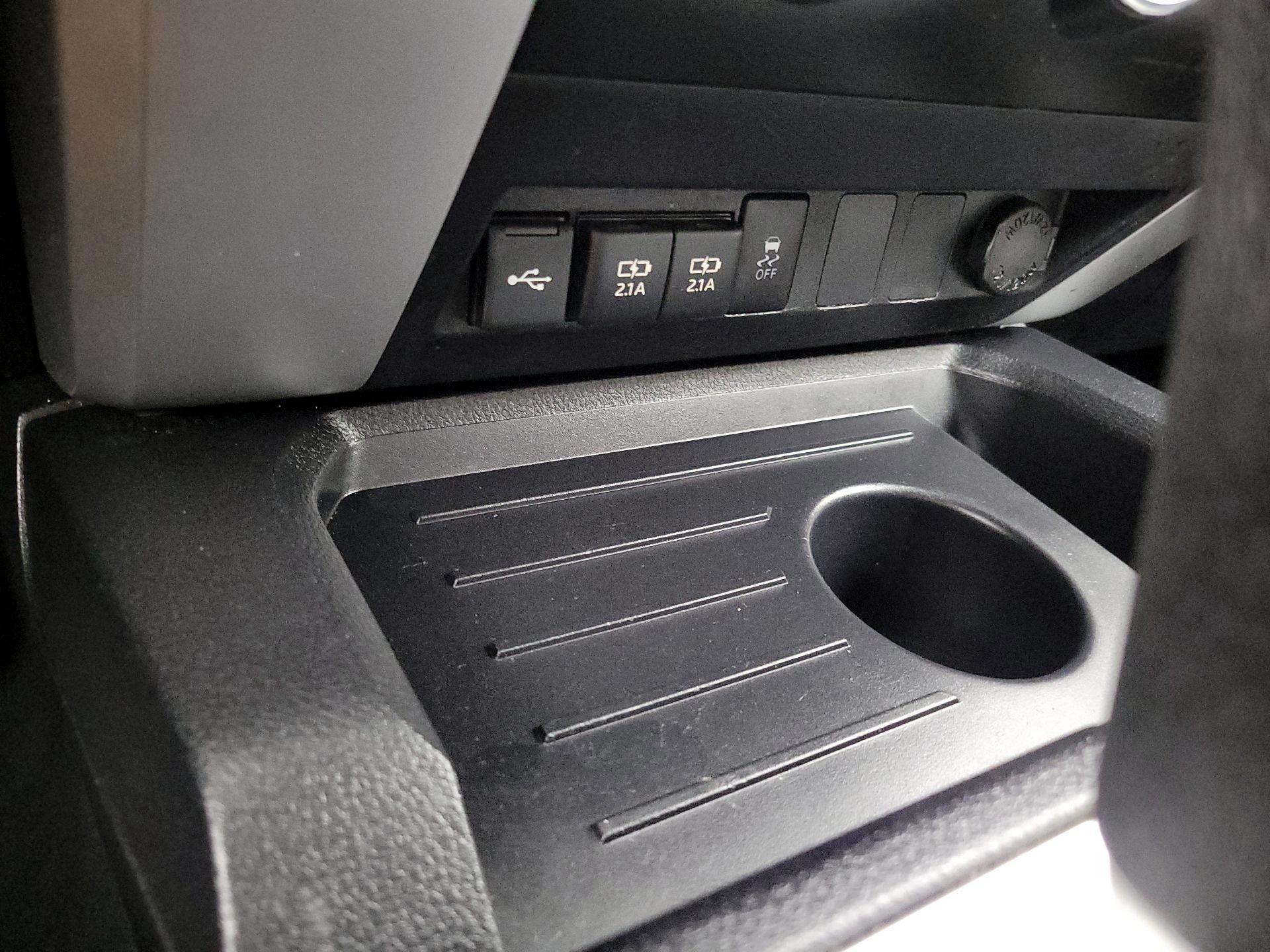 Thumbnail: 2021 Toyota Tundra - 18