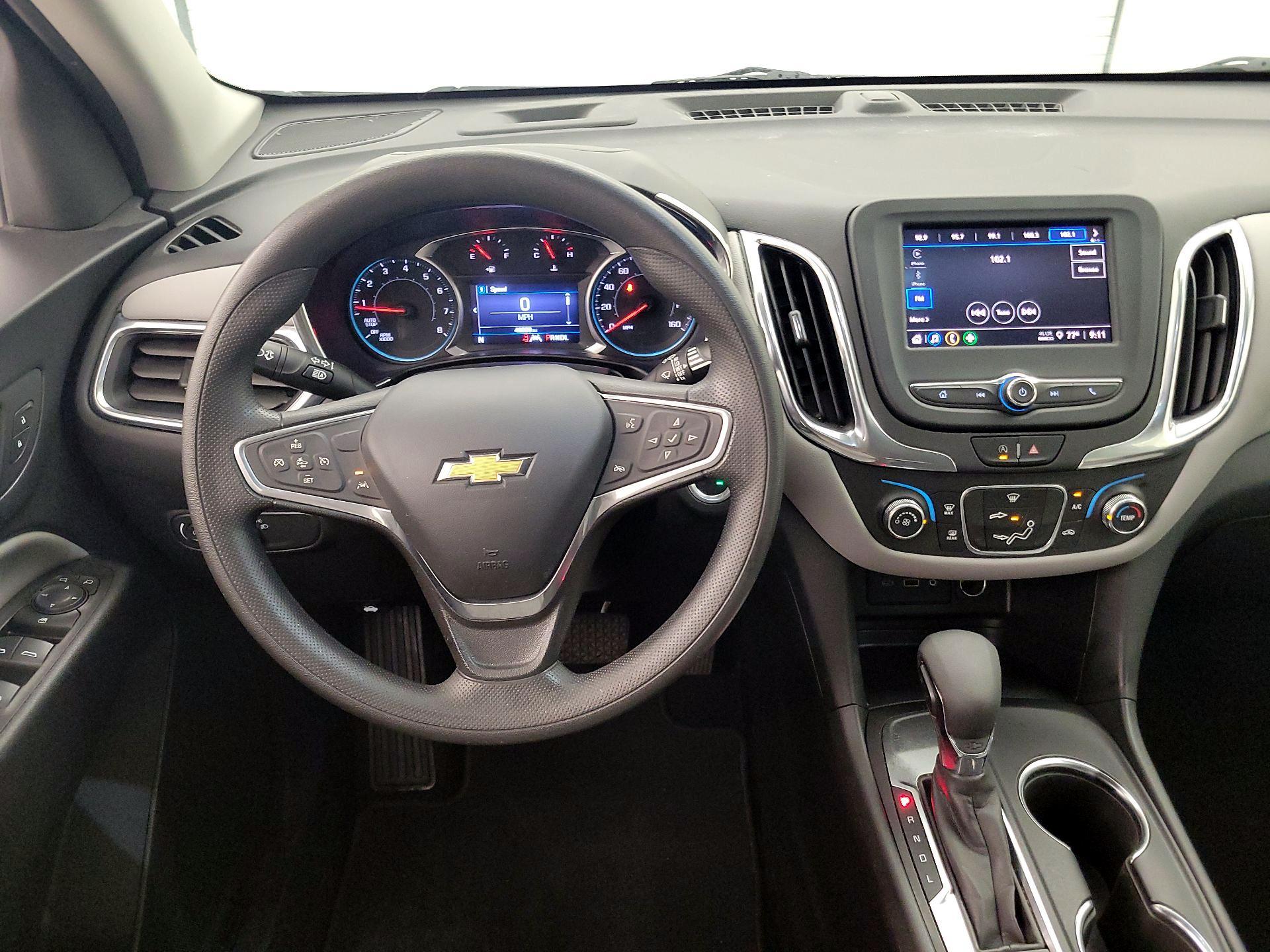 Thumbnail: 2022 Chevrolet Equinox - 10