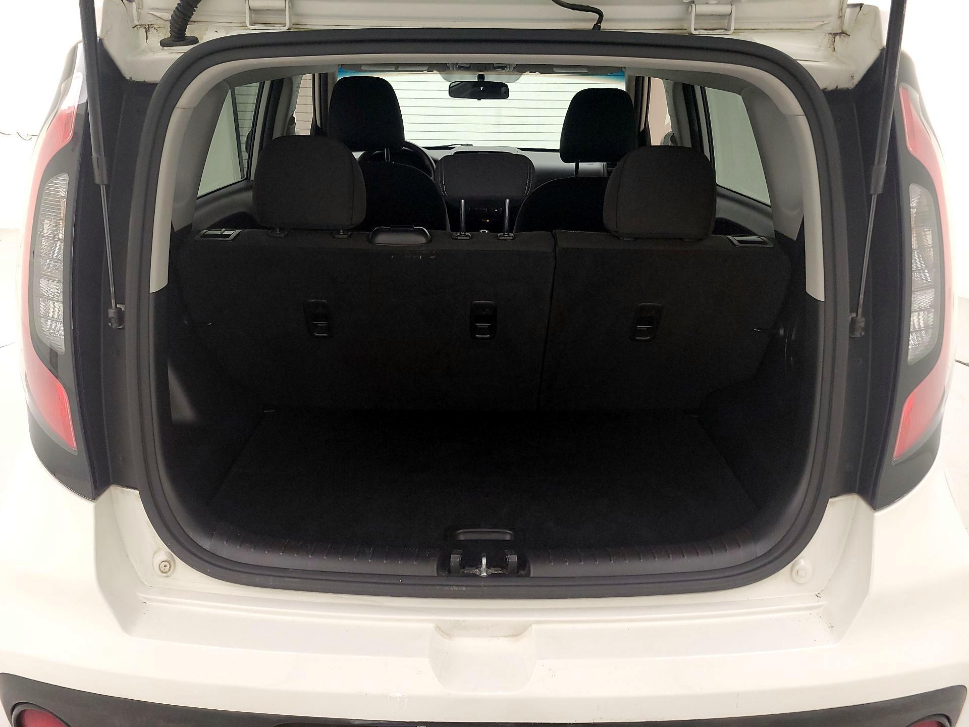 Thumbnail: 2018 Kia Soul - 19