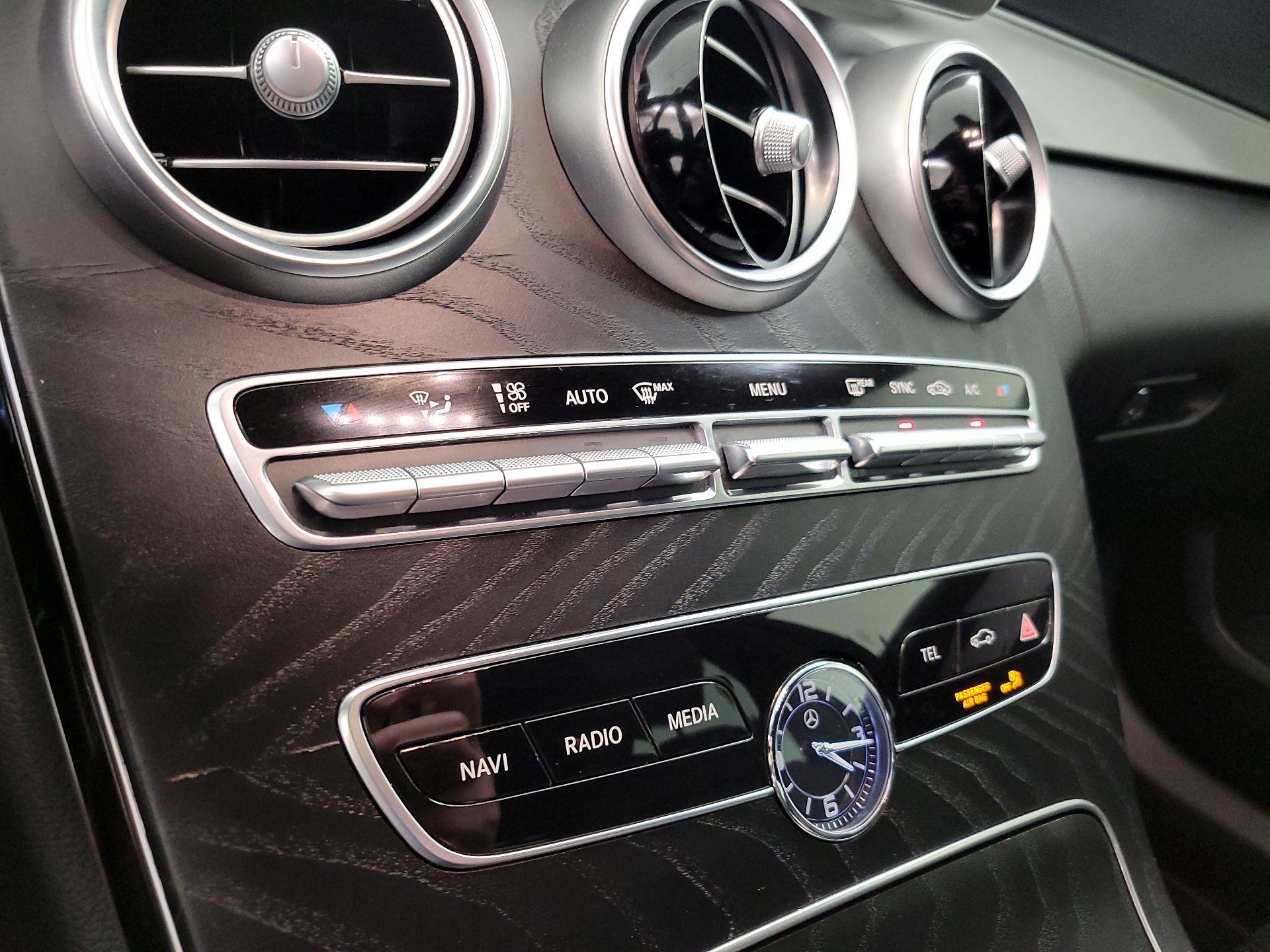 Thumbnail: 2021 Mercedes-Benz C-Class - 16