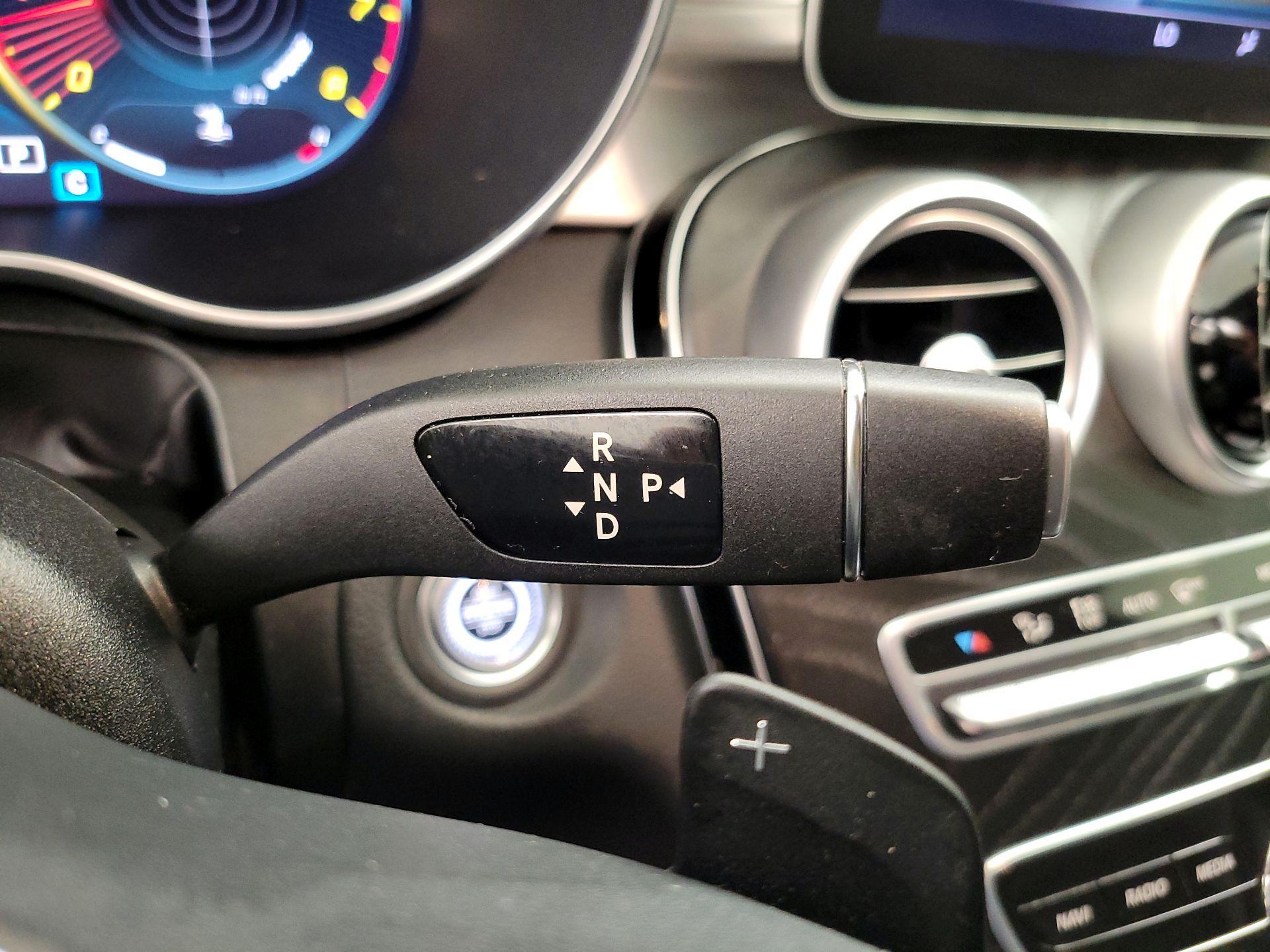 Thumbnail: 2021 Mercedes-Benz C-Class - 17