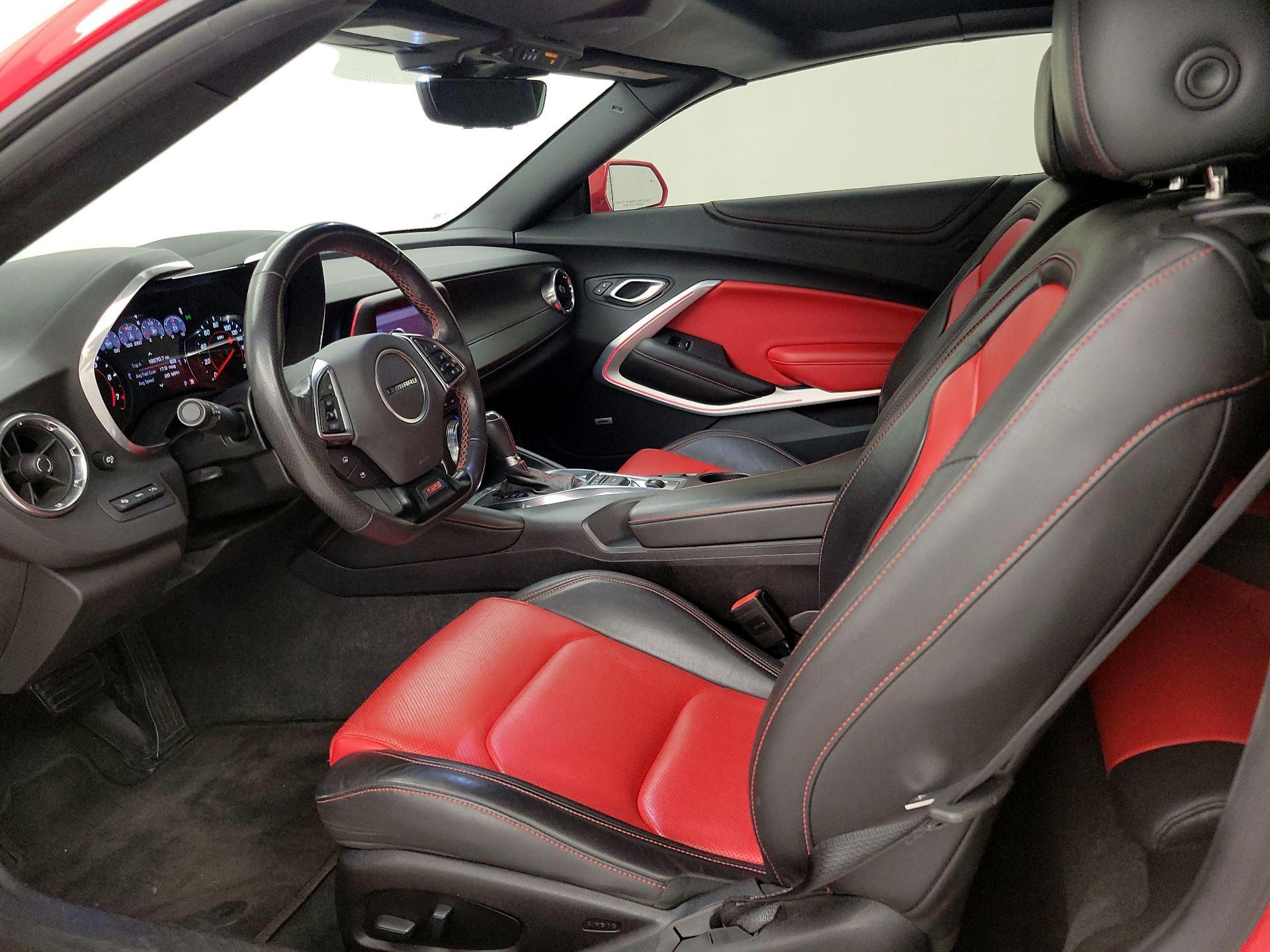 Thumbnail: 2019 Chevrolet Camaro - 11