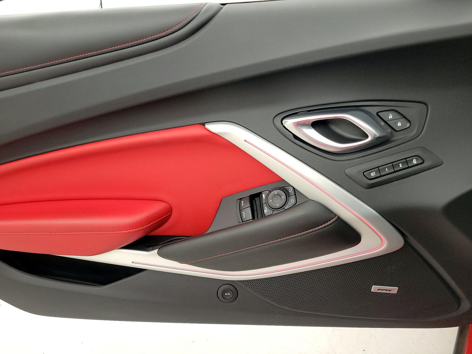 Thumbnail: 2019 Chevrolet Camaro - 12