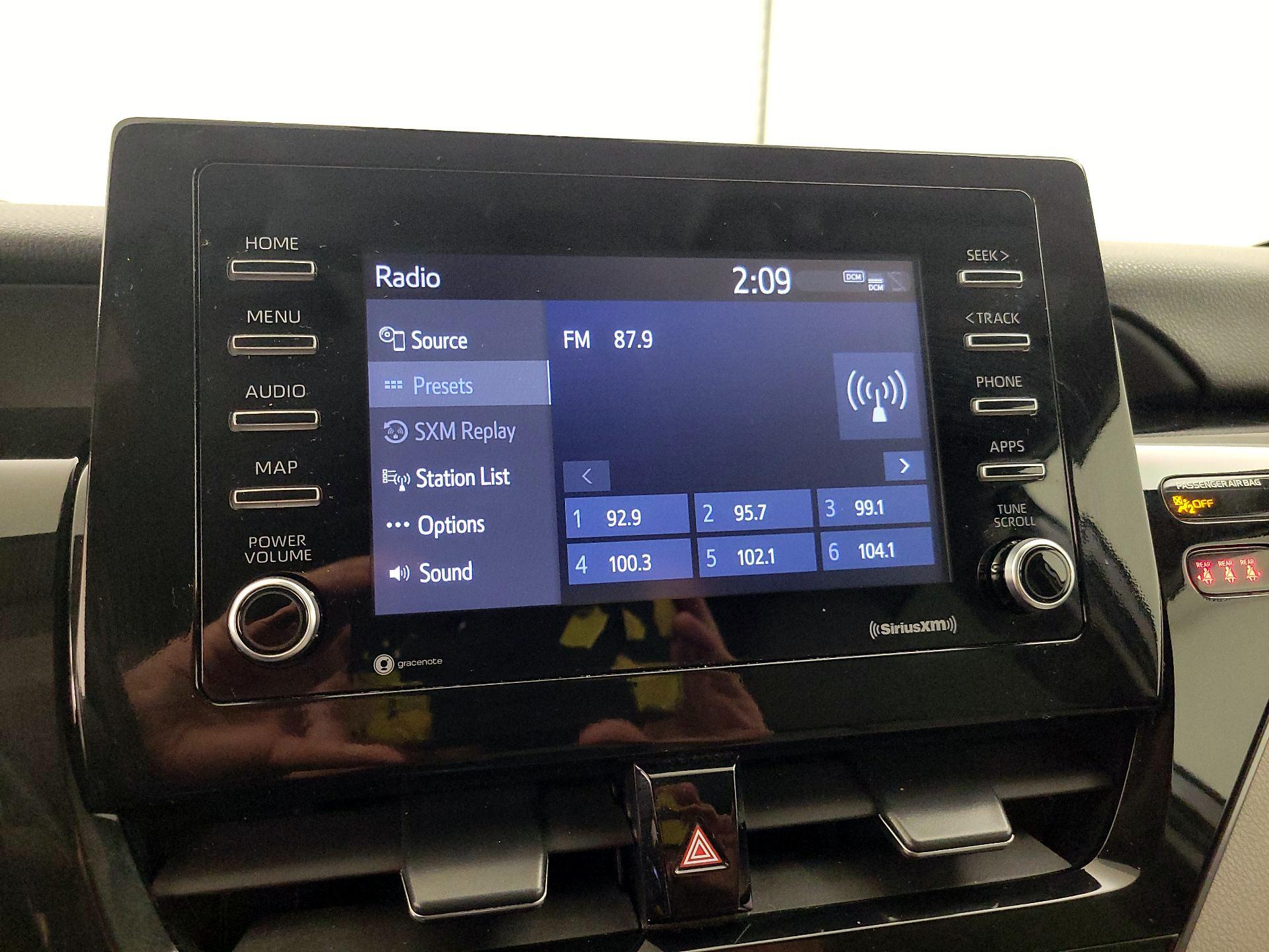 Thumbnail: 2022 Toyota Camry - 15