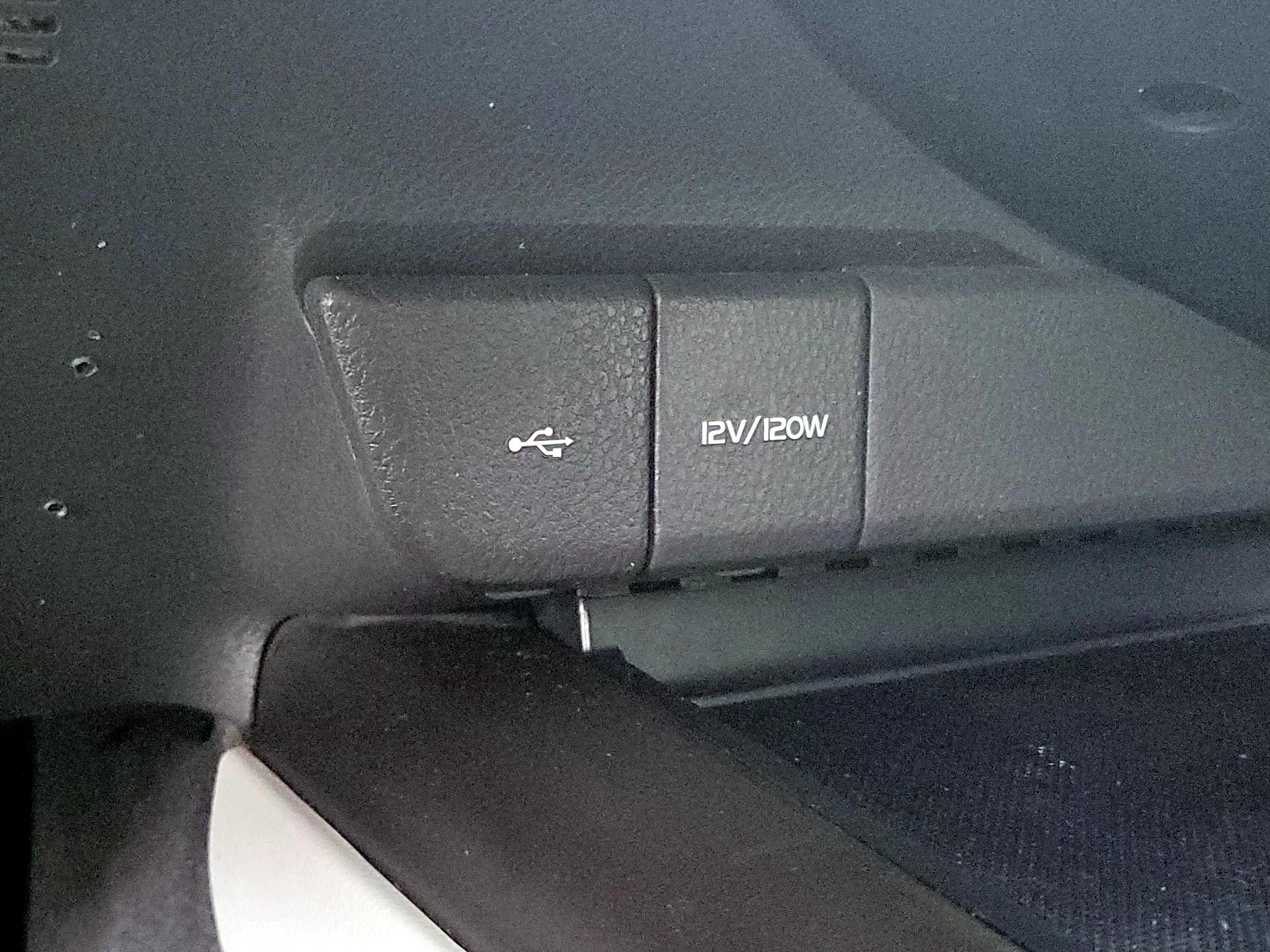 Thumbnail: 2022 Toyota Camry - 18