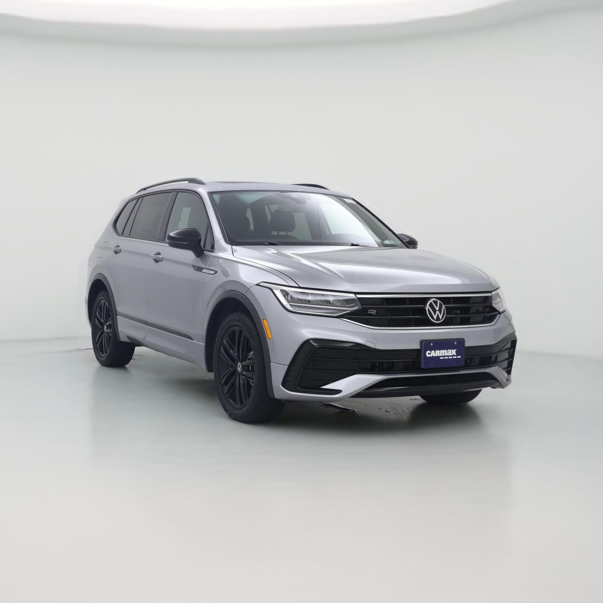 Thumbnail: 2022 Volkswagen Tiguan - 1