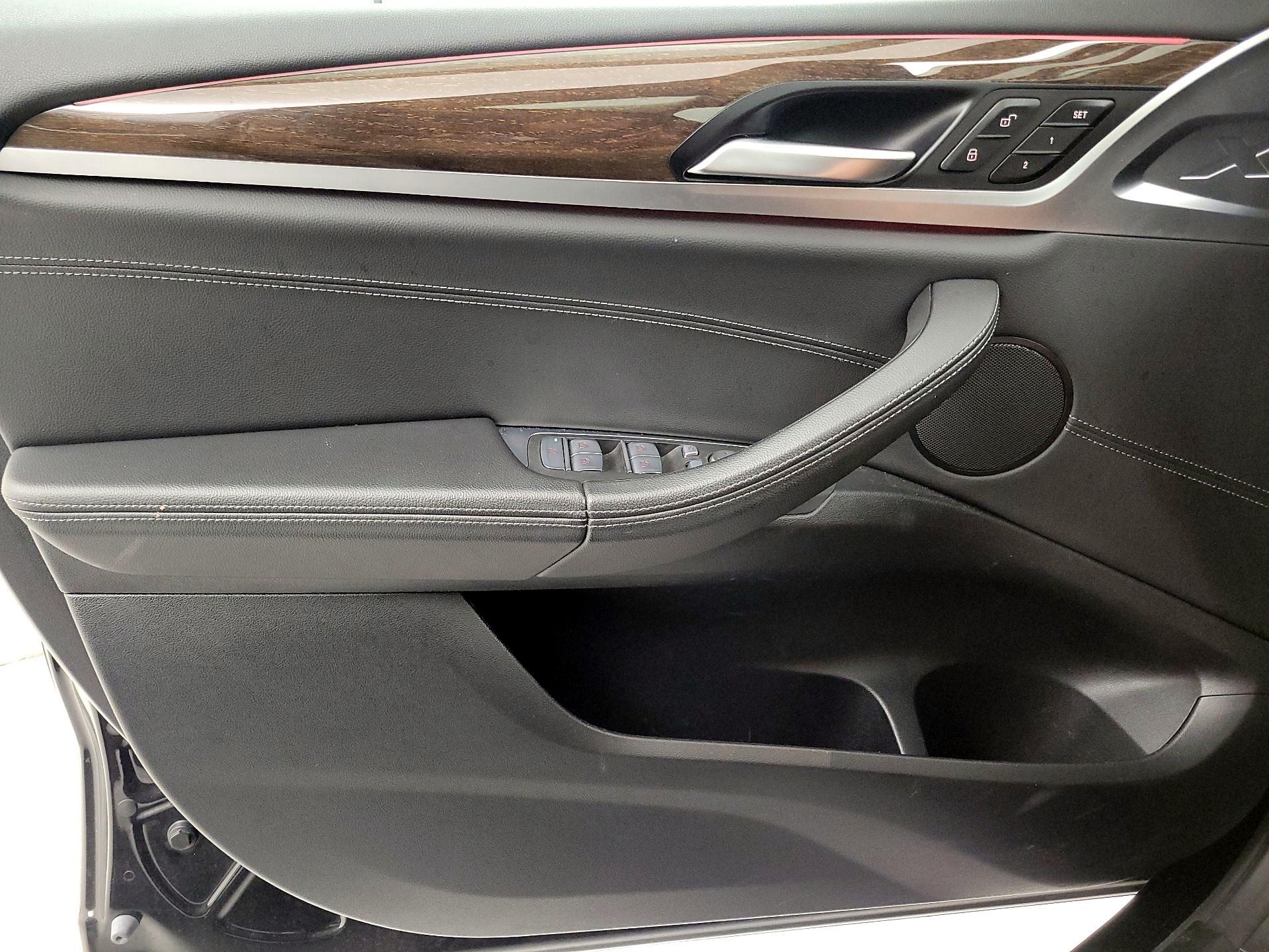 Thumbnail: 2021 BMW X3 - 12