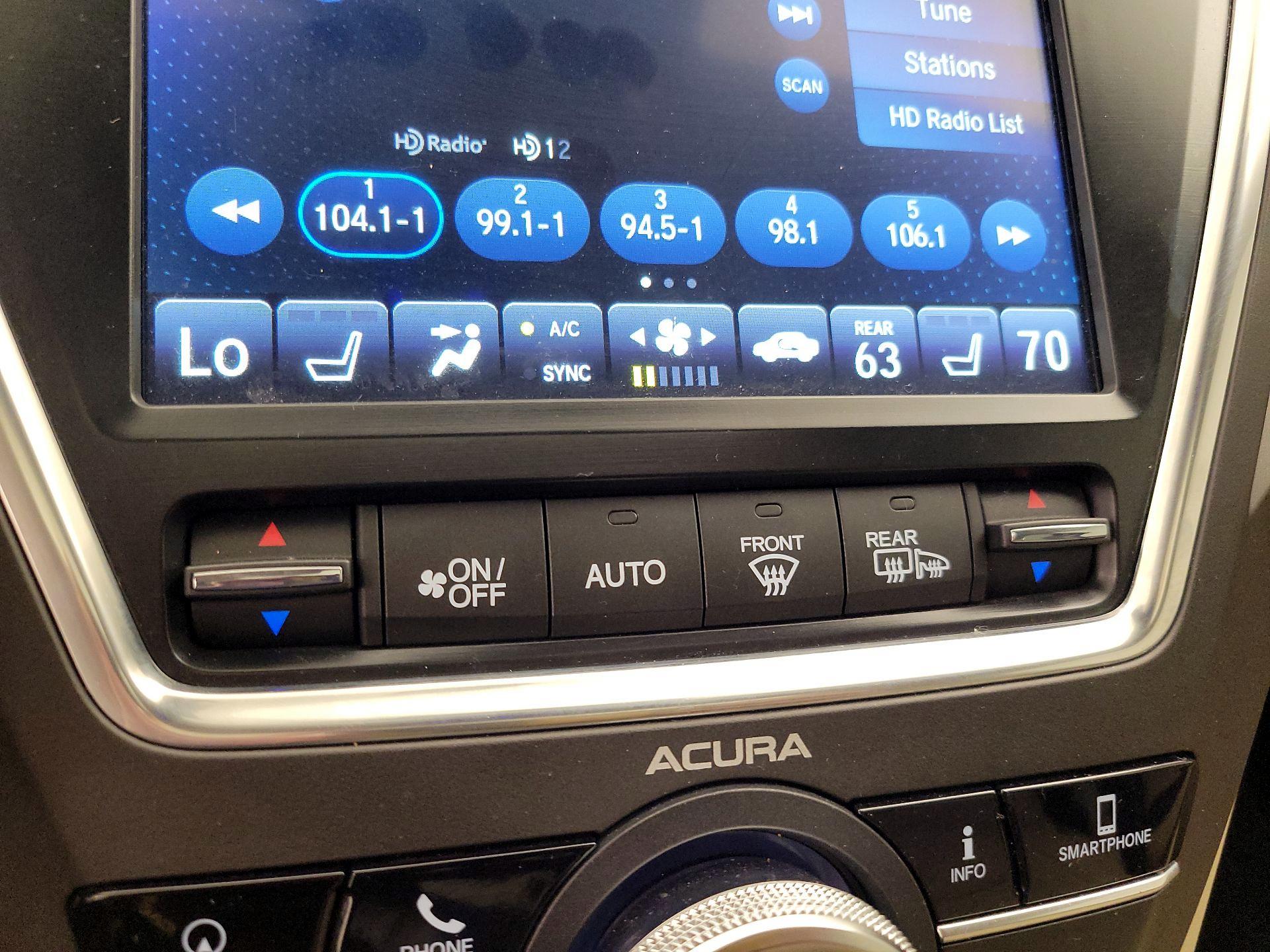 Thumbnail: 2018 Acura MDX - 17