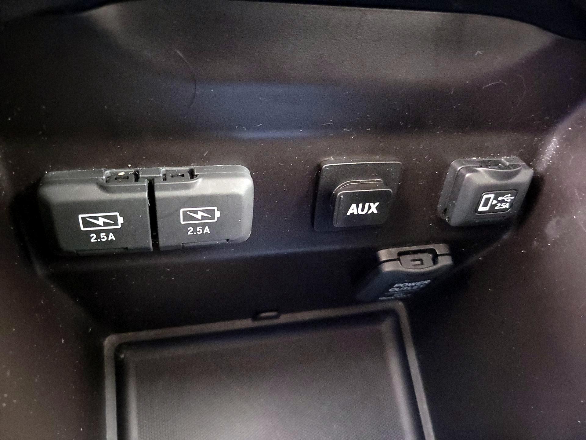 Thumbnail: 2018 Acura MDX - 19