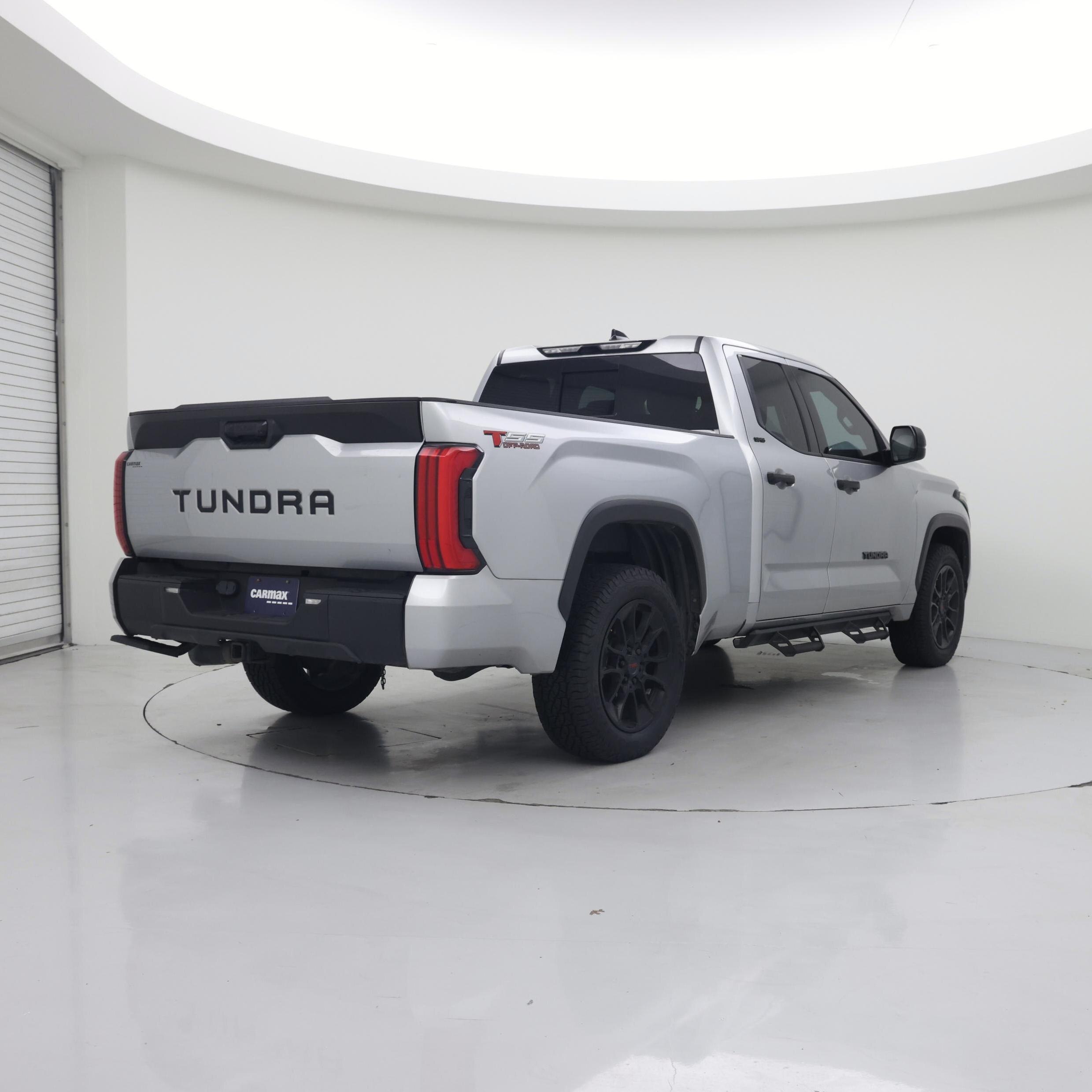 Thumbnail: 2023 Toyota Tundra - 8
