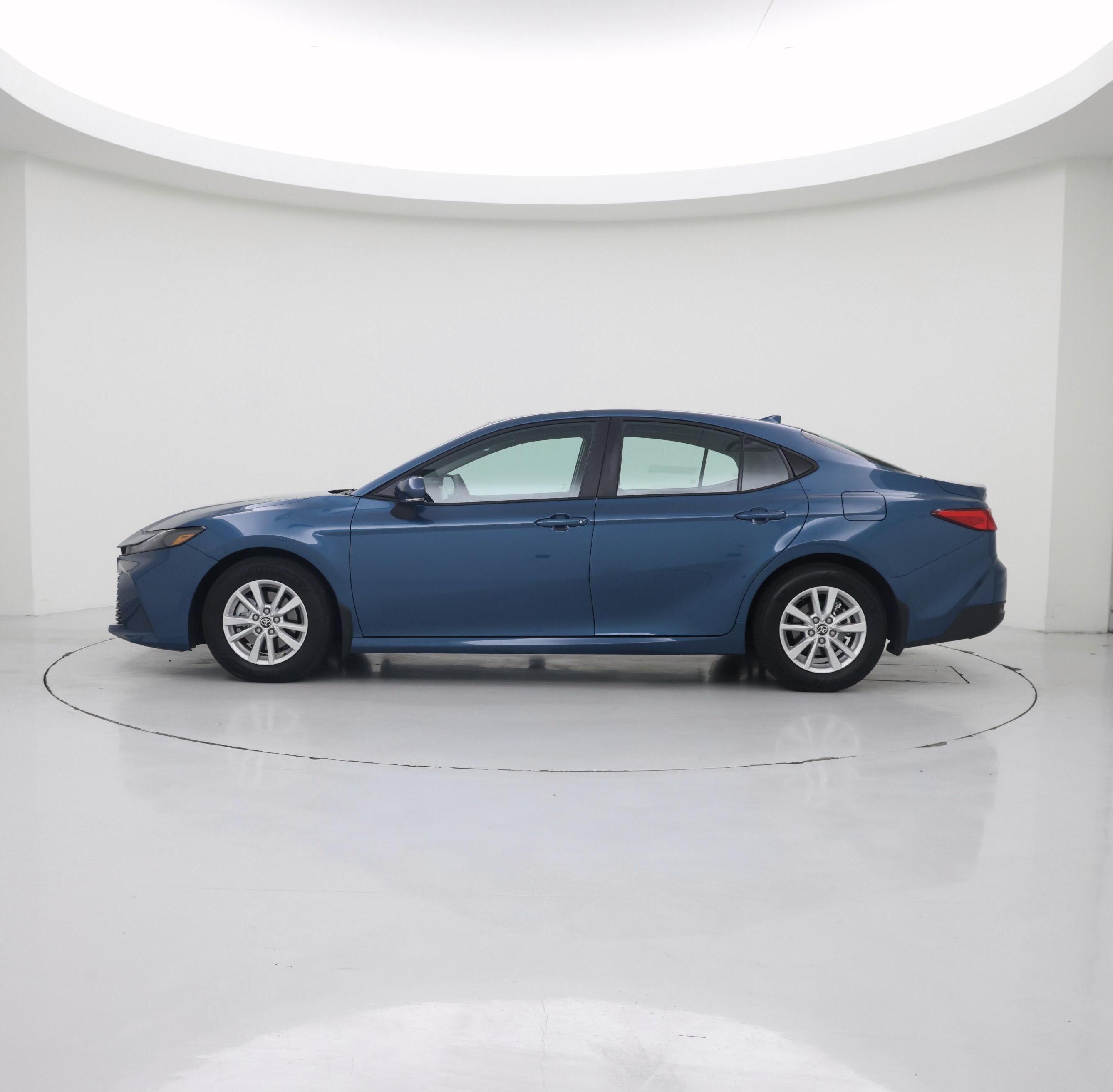 Thumbnail: 2026 Toyota Camry - 3