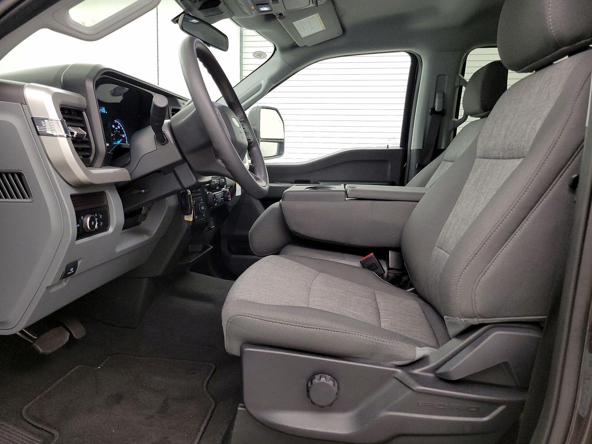 Thumbnail: 2024 Ford F-250 - 11