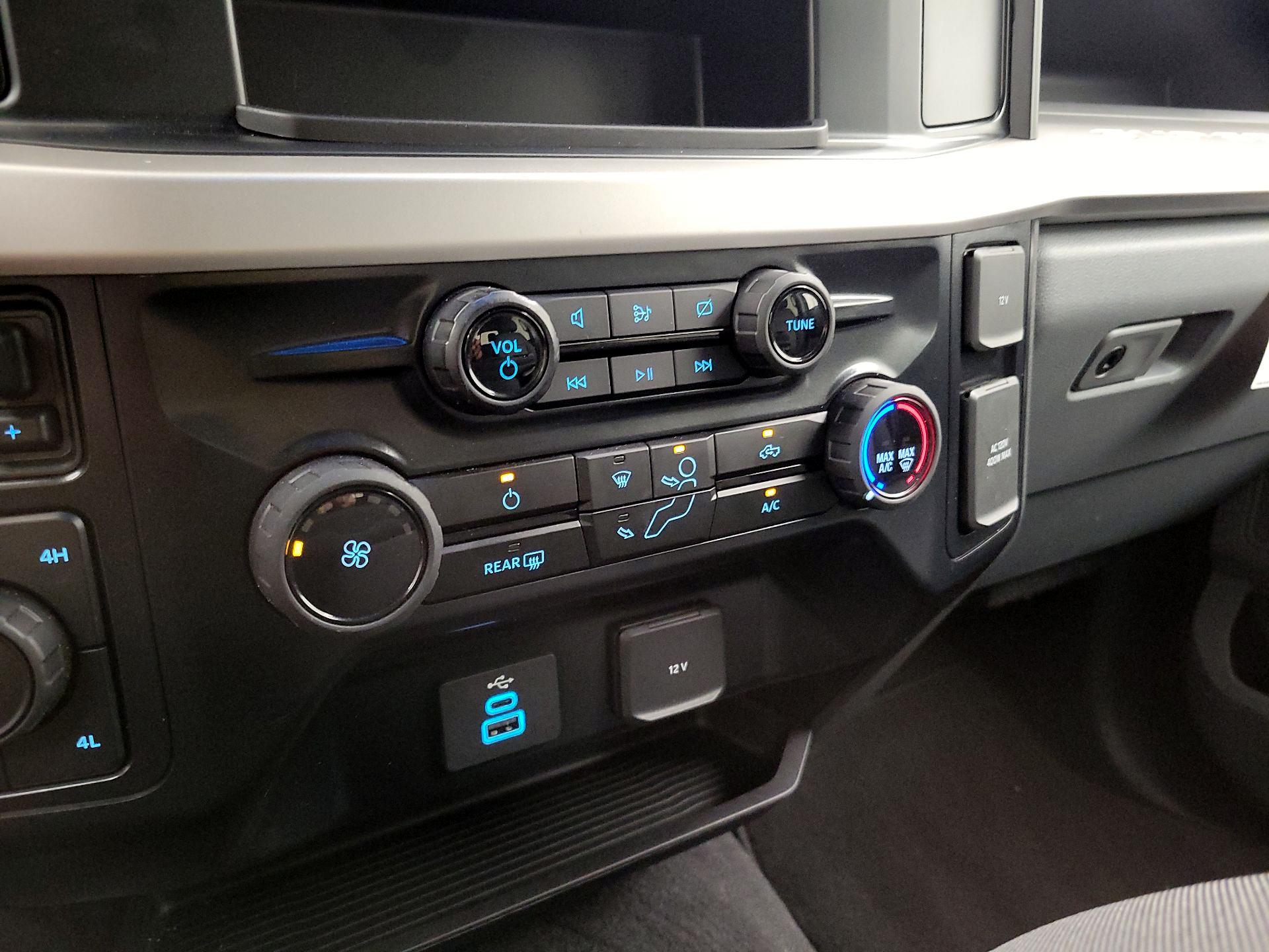 Thumbnail: 2024 Ford F-250 - 16