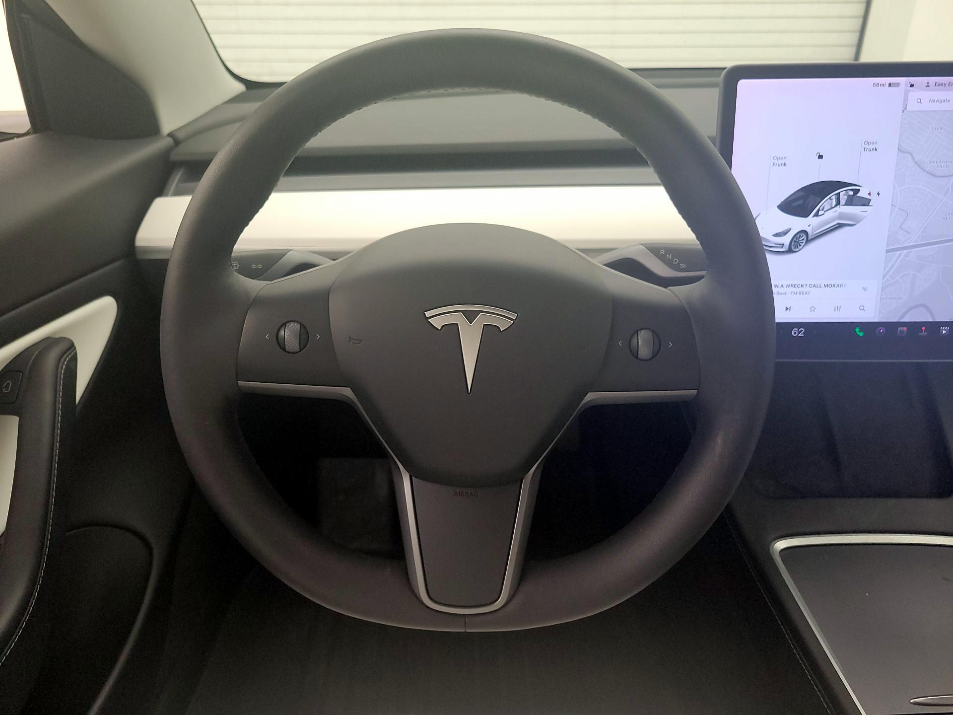 Thumbnail: 2021 Tesla Model 3 - 10