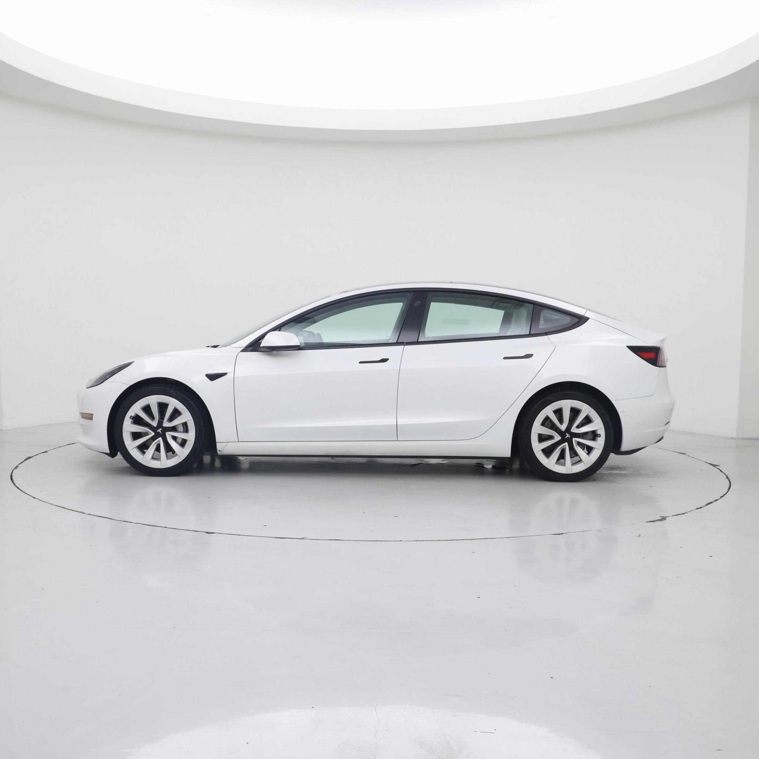 Thumbnail: 2021 Tesla Model 3 - 3