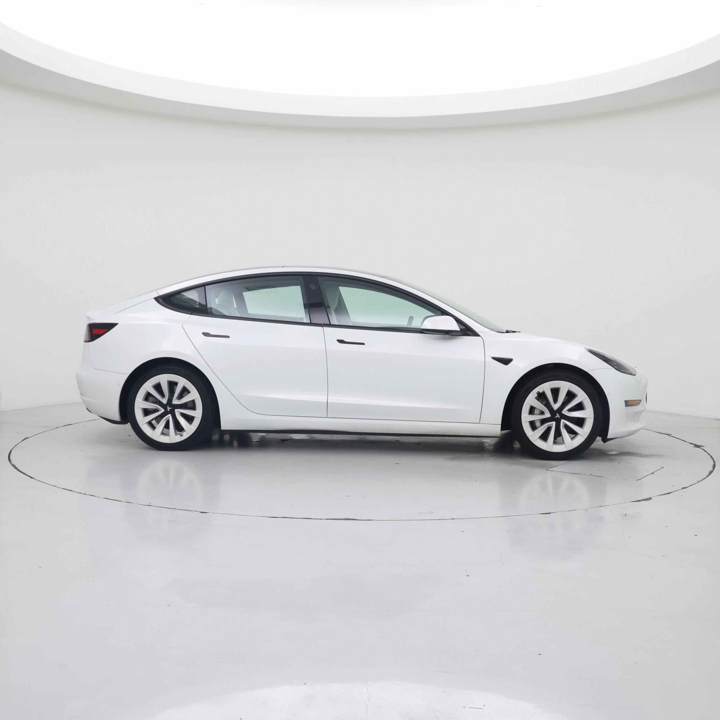 Thumbnail: 2021 Tesla Model 3 - 7