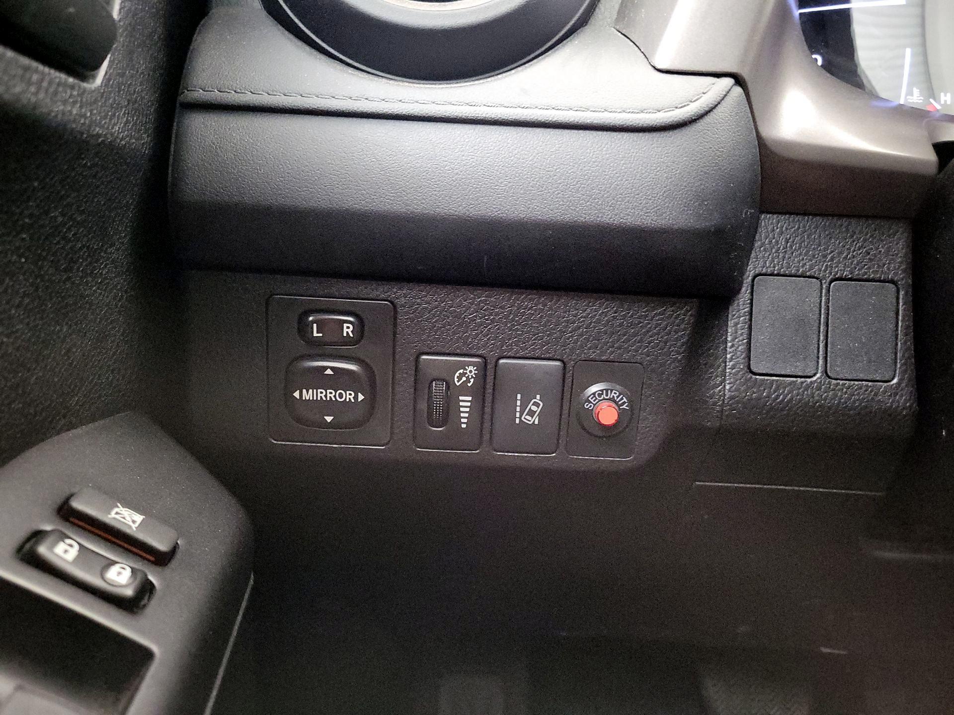 Thumbnail: 2017 Toyota RAV4 - 13