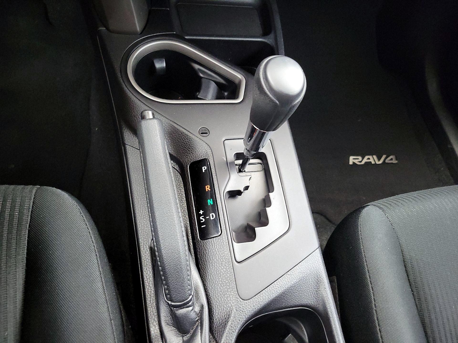 Thumbnail: 2017 Toyota RAV4 - 17