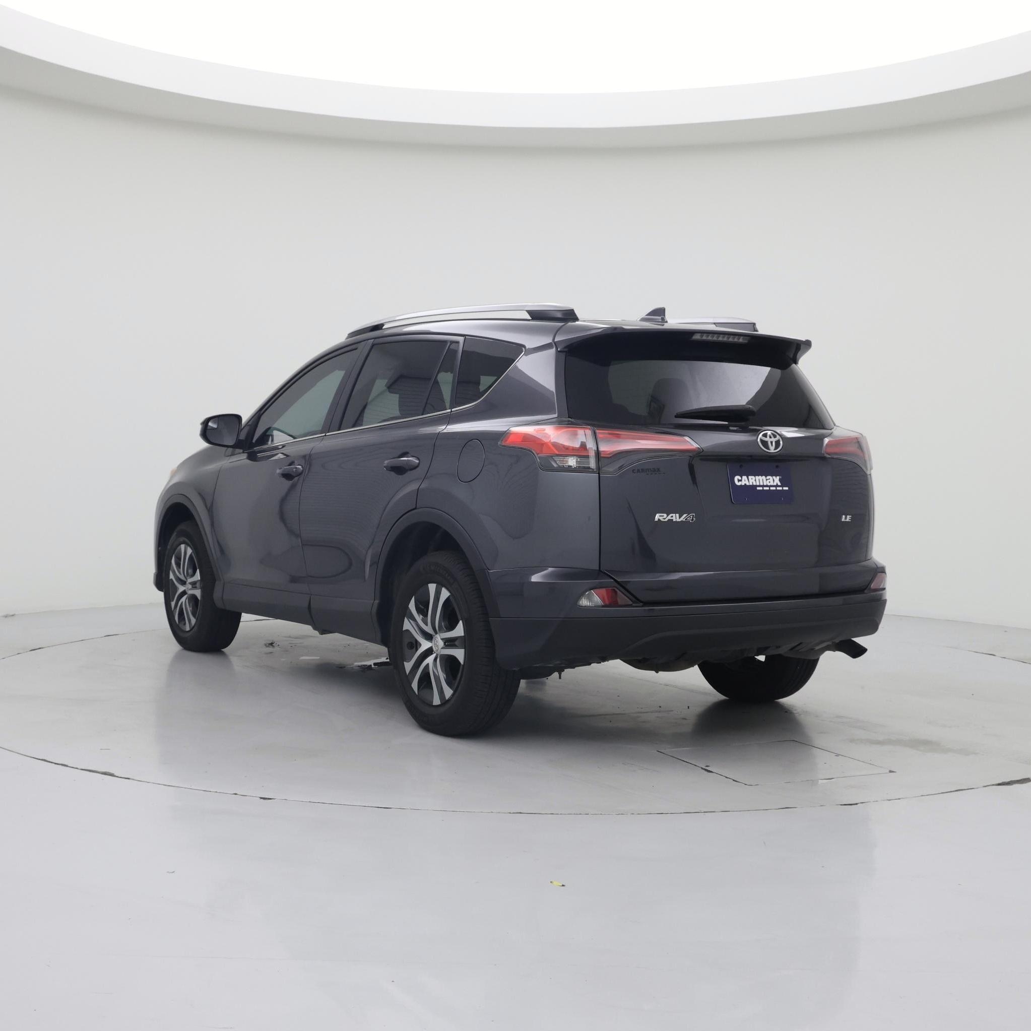 Thumbnail: 2017 Toyota RAV4 - 2