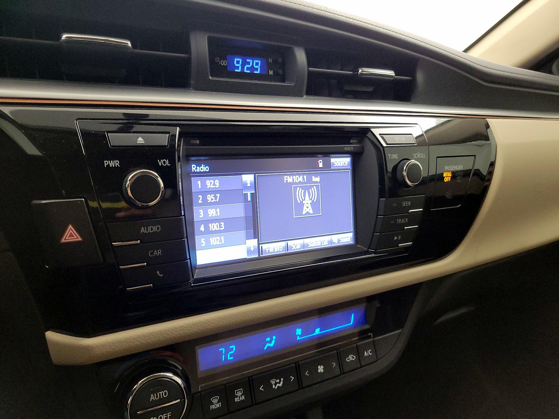 Thumbnail: 2016 Toyota Corolla - 15