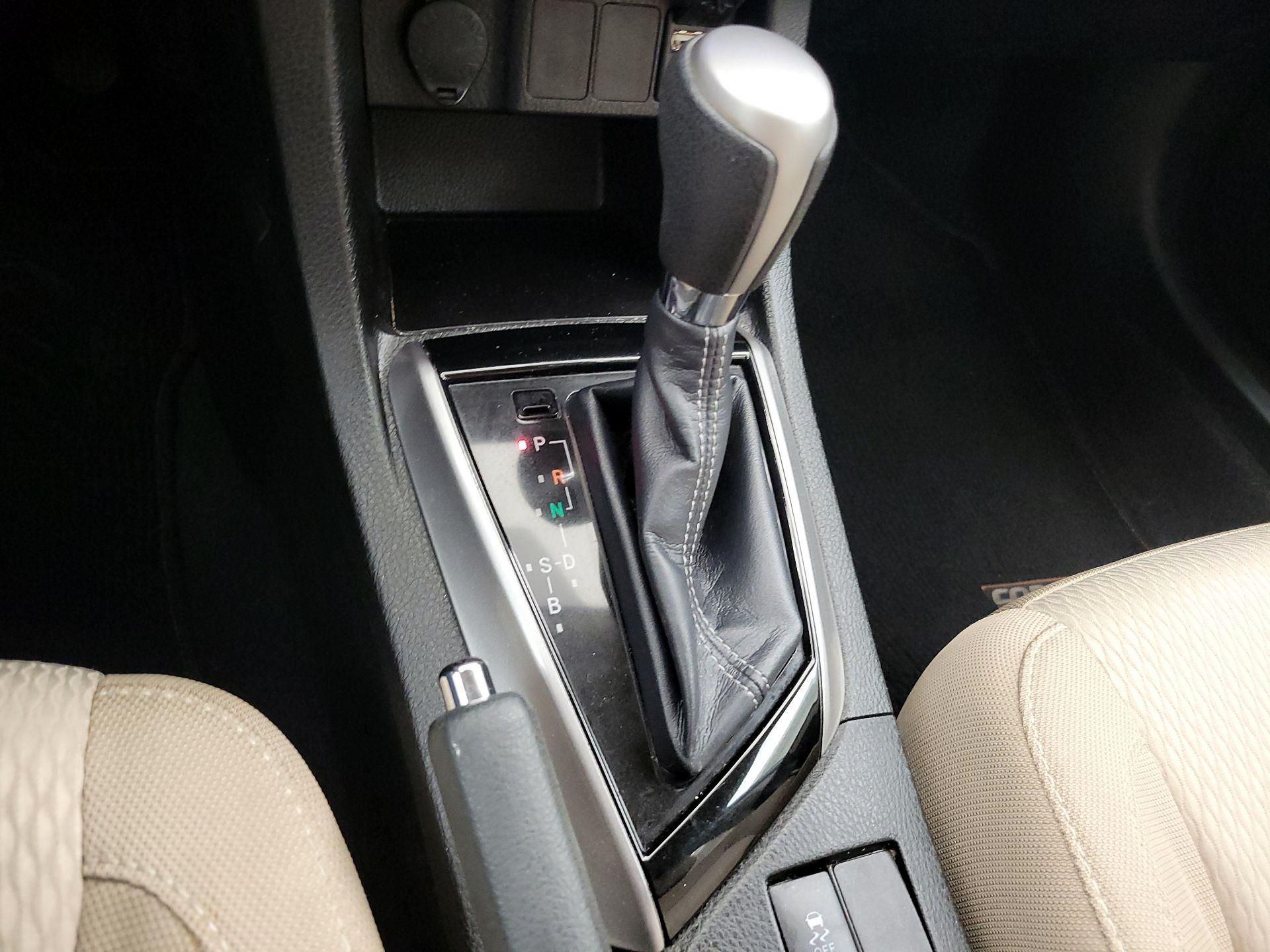 Thumbnail: 2016 Toyota Corolla - 17