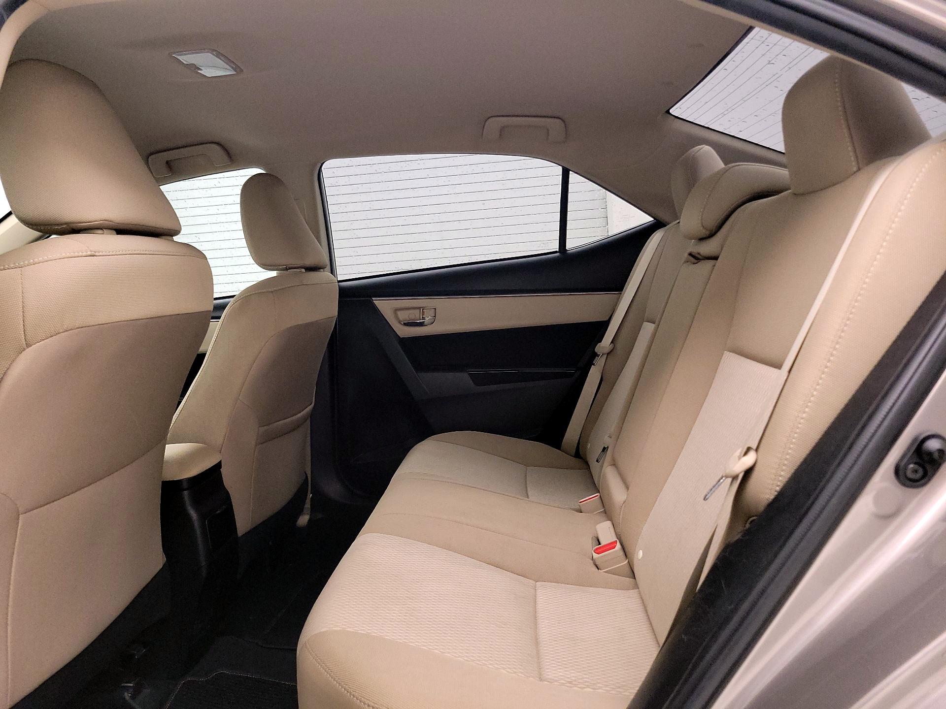 Thumbnail: 2016 Toyota Corolla - 19