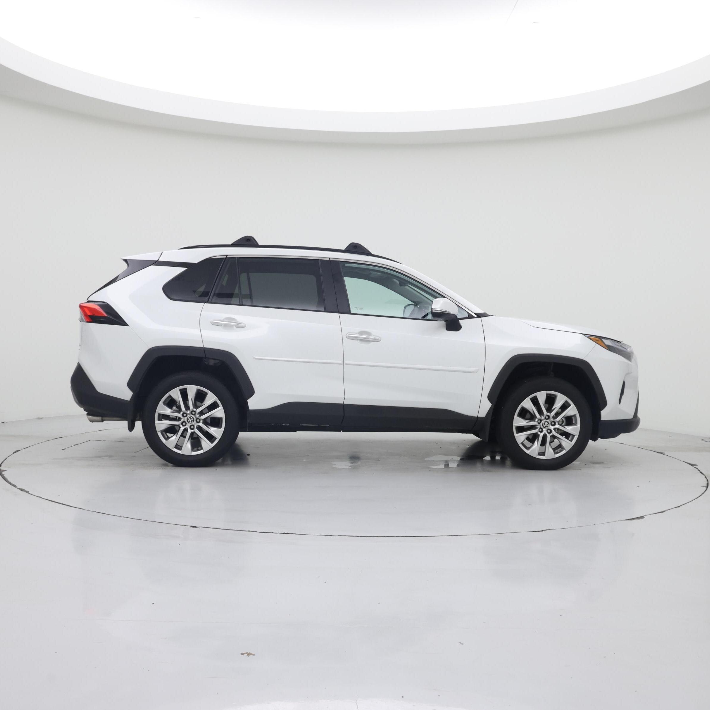 Thumbnail: 2025 Toyota RAV4 - 7