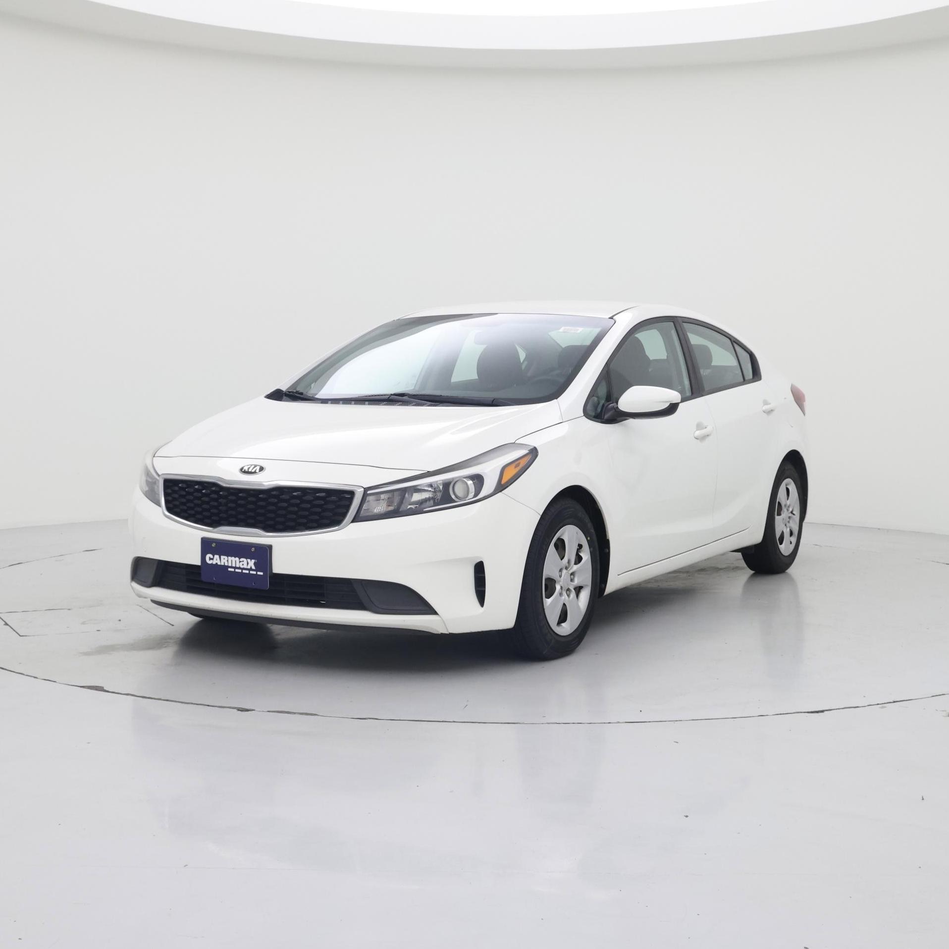 Thumbnail: 2018 Kia Forte - 4
