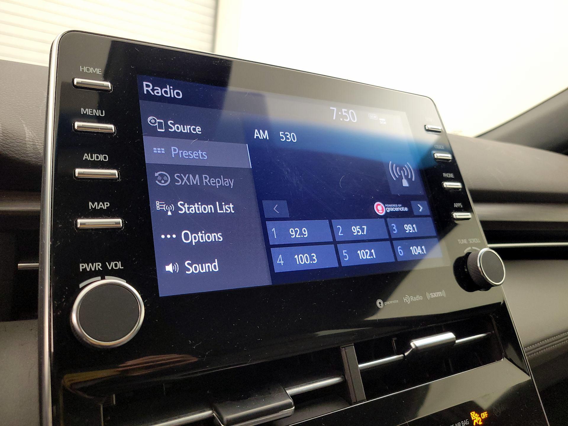 Thumbnail: 2022 Toyota Avalon - 15