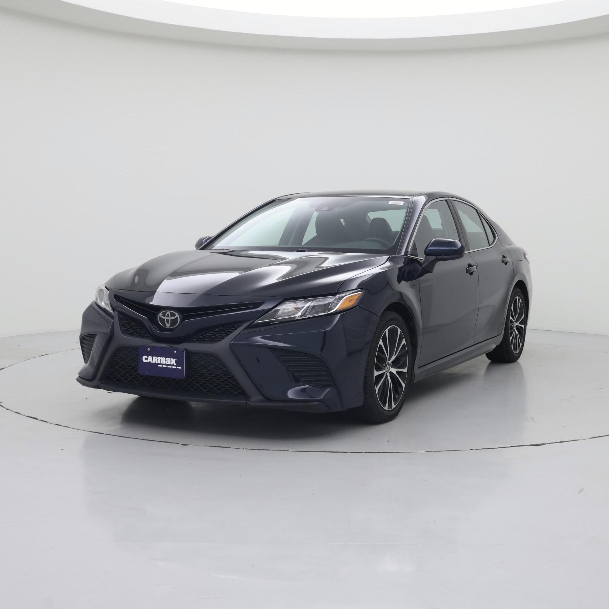 Thumbnail: 2020 Toyota Camry - 4