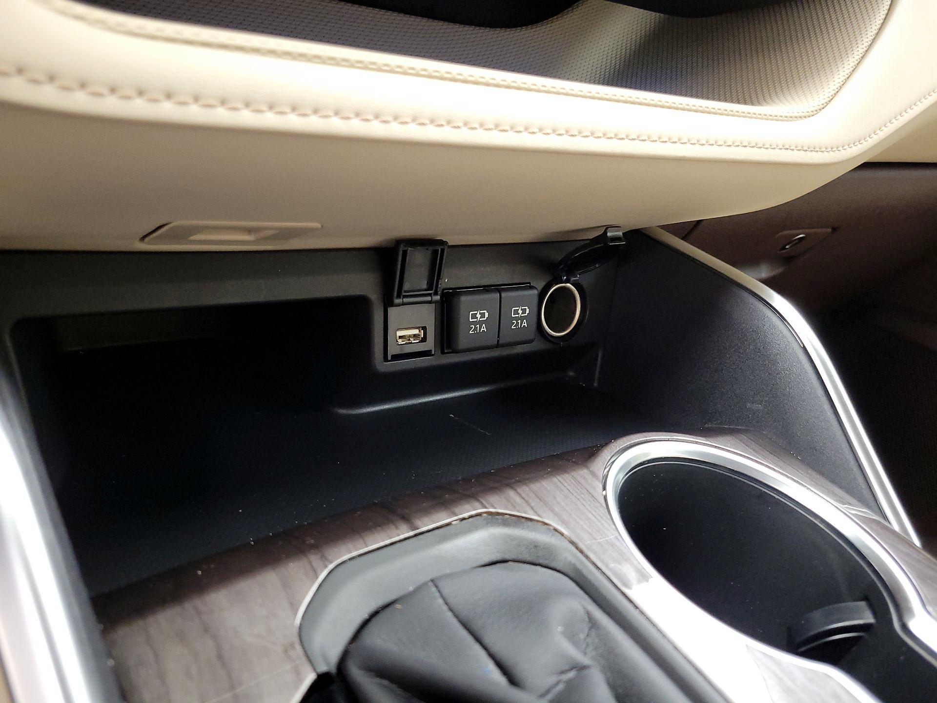 Thumbnail: 2020 Toyota Highlander - 19