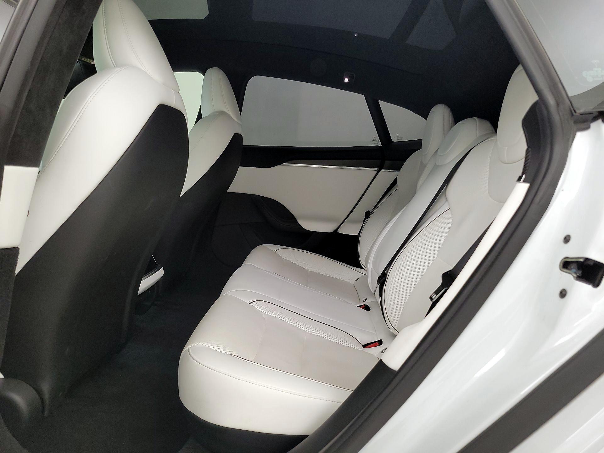 Thumbnail: 2021 Tesla Model S - 20