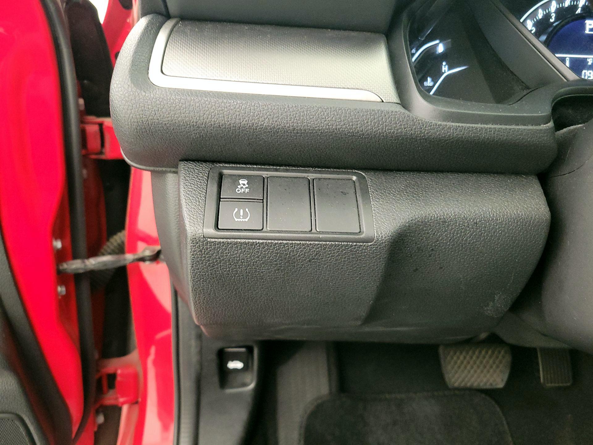 Thumbnail: 2016 Honda Civic - 13