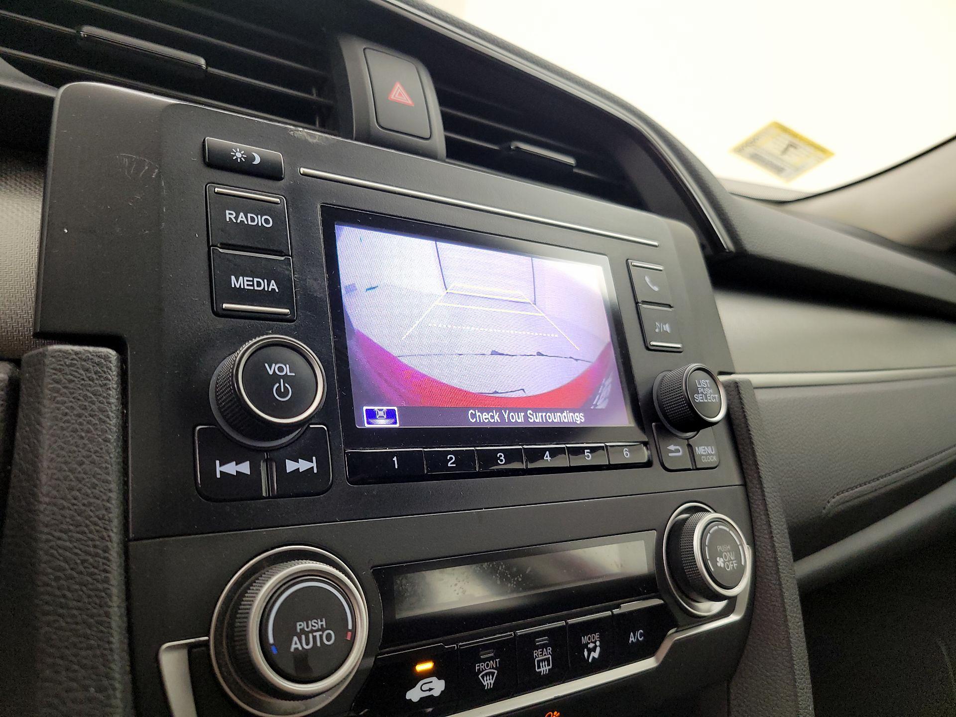 Thumbnail: 2016 Honda Civic - 14