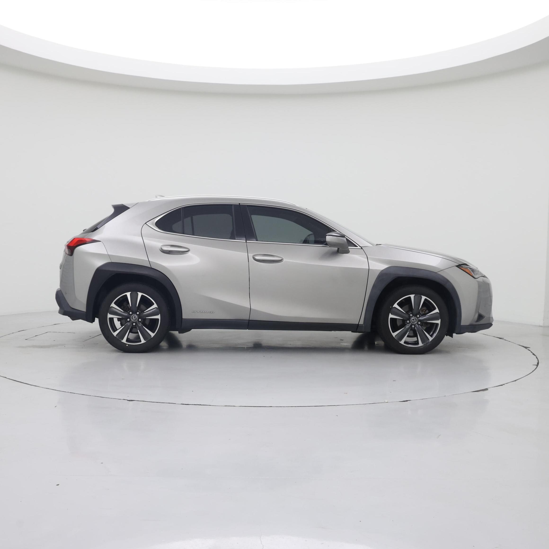 Thumbnail: 2020 Lexus UX - 7