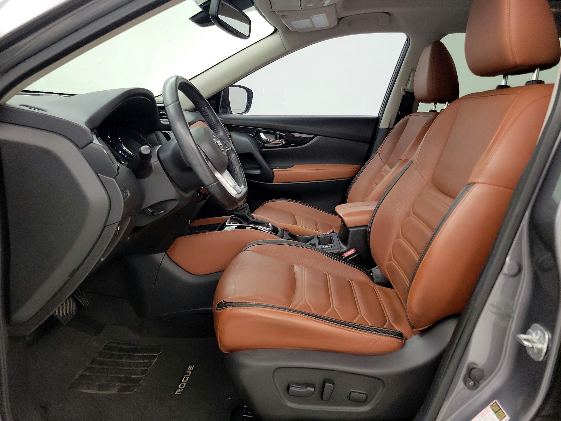 Thumbnail: 2018 Nissan Rogue - 11