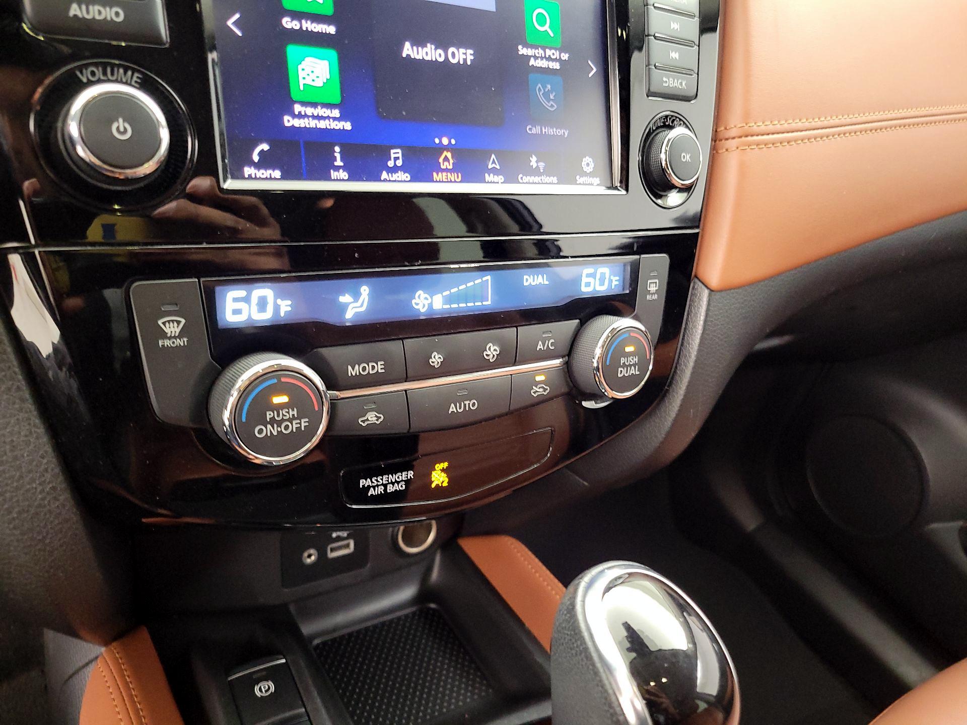 Thumbnail: 2018 Nissan Rogue - 17