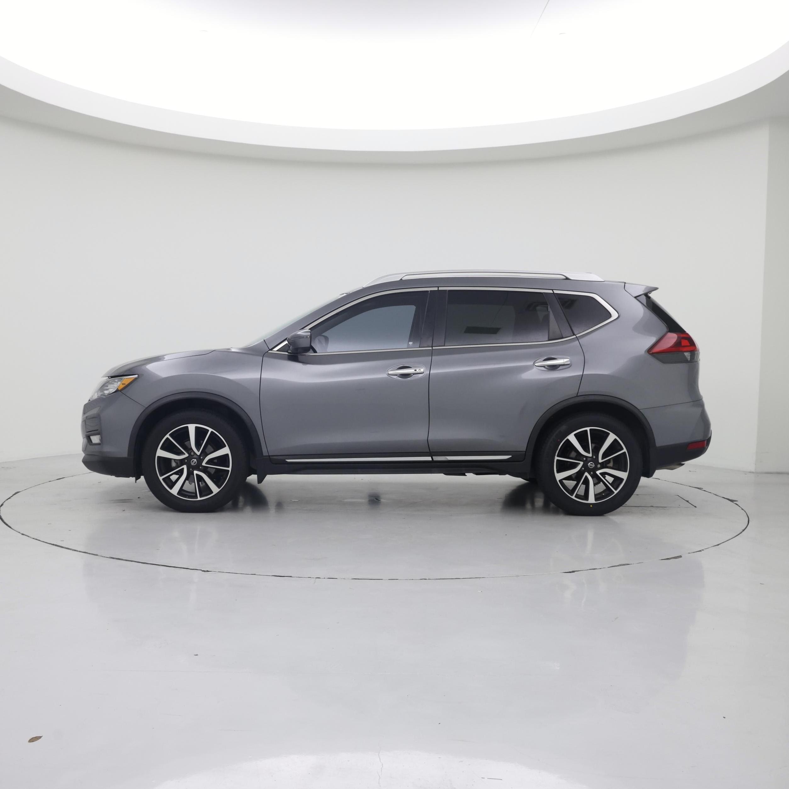 Thumbnail: 2018 Nissan Rogue - 3