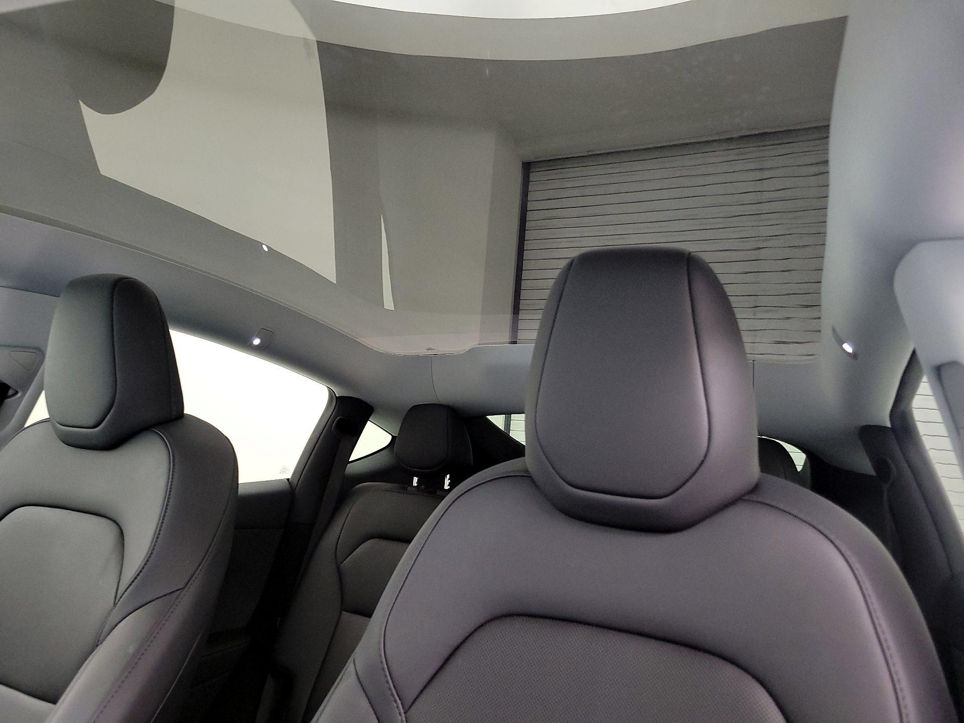 Thumbnail: 2026 Tesla Model Y - 18