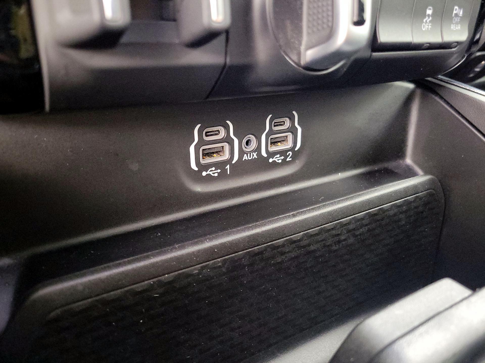 Thumbnail: 2024 RAM 1500 - 19