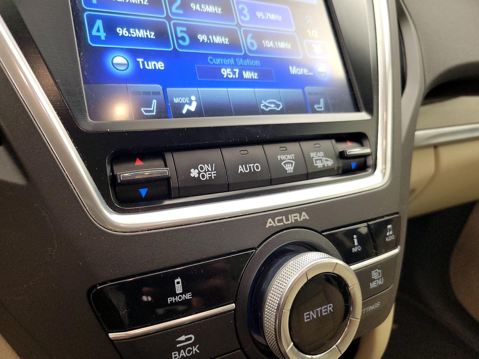 2015 Acura MDX Base - Photo 17