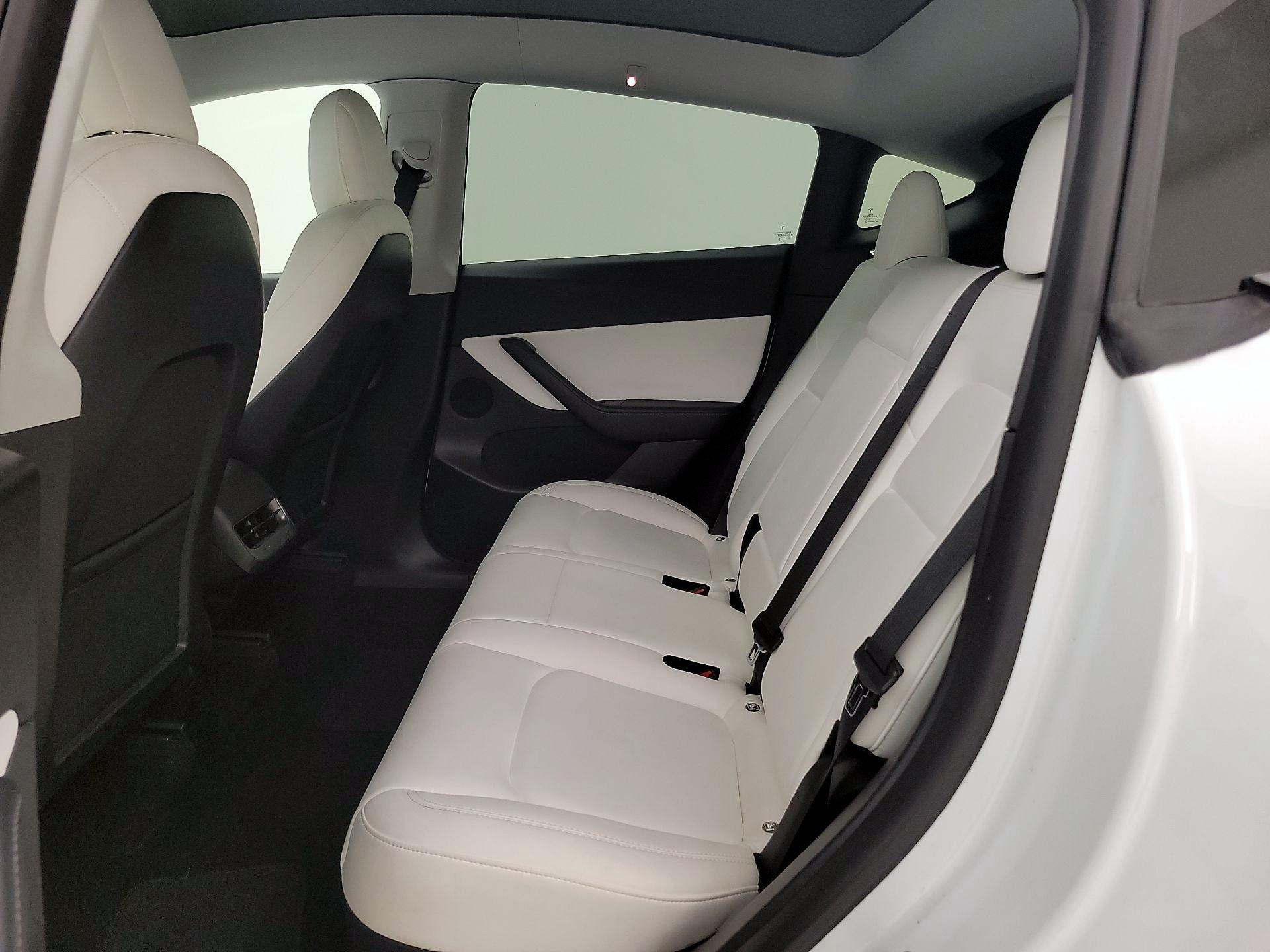 Thumbnail: 2022 Tesla Model Y - 20