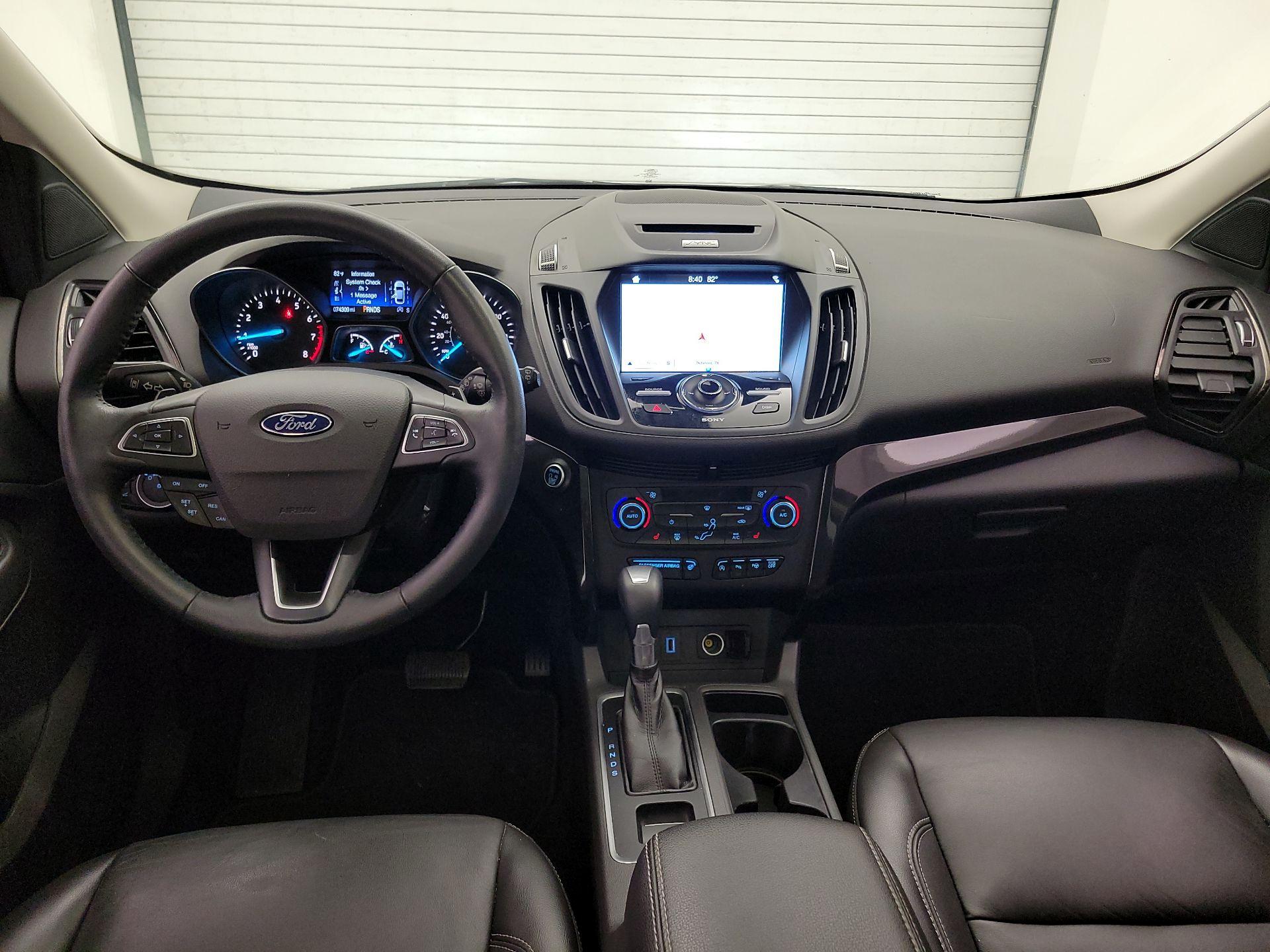 Thumbnail: 2017 Ford Escape - 9