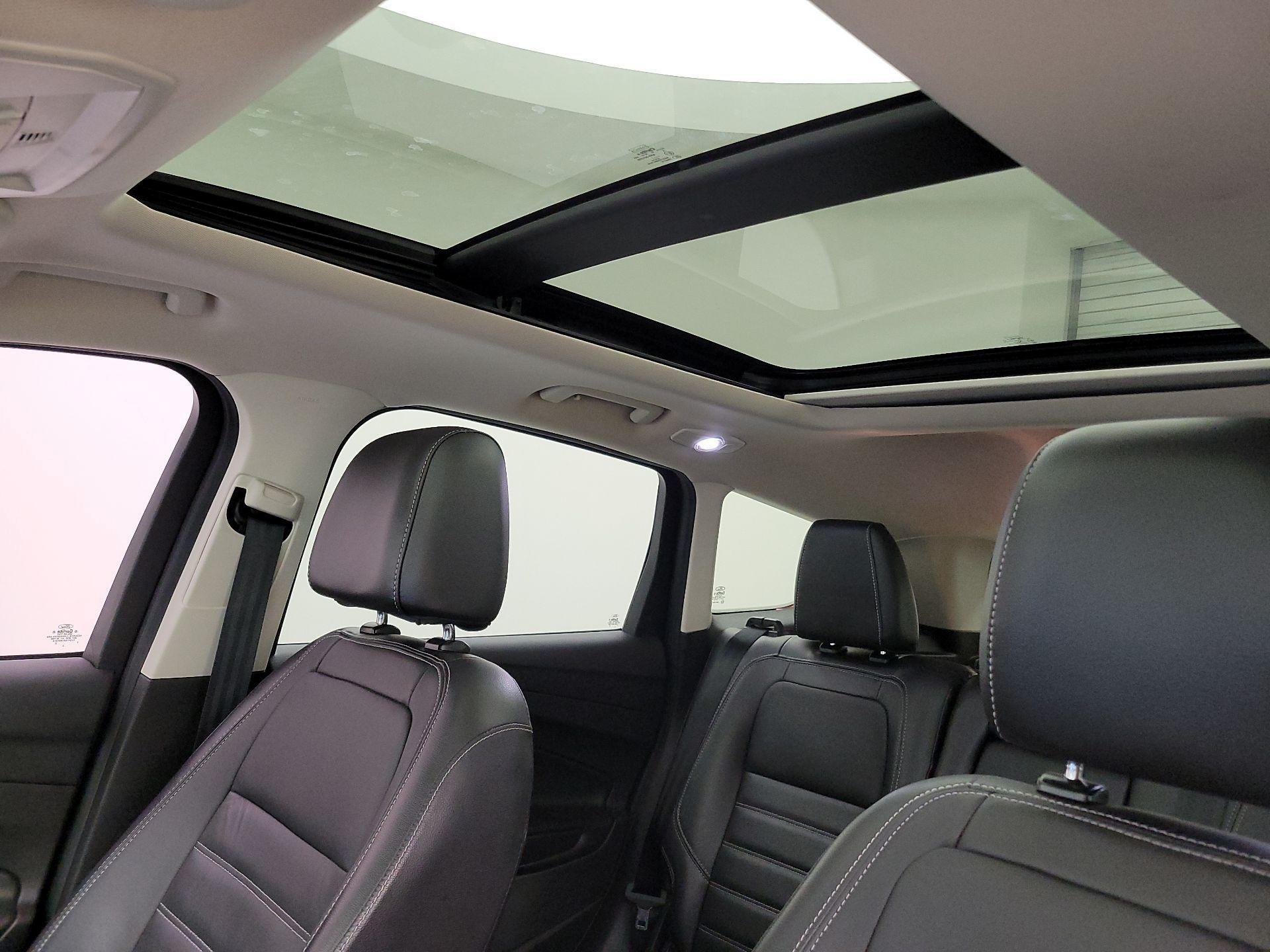 Thumbnail: 2017 Ford Escape - 20