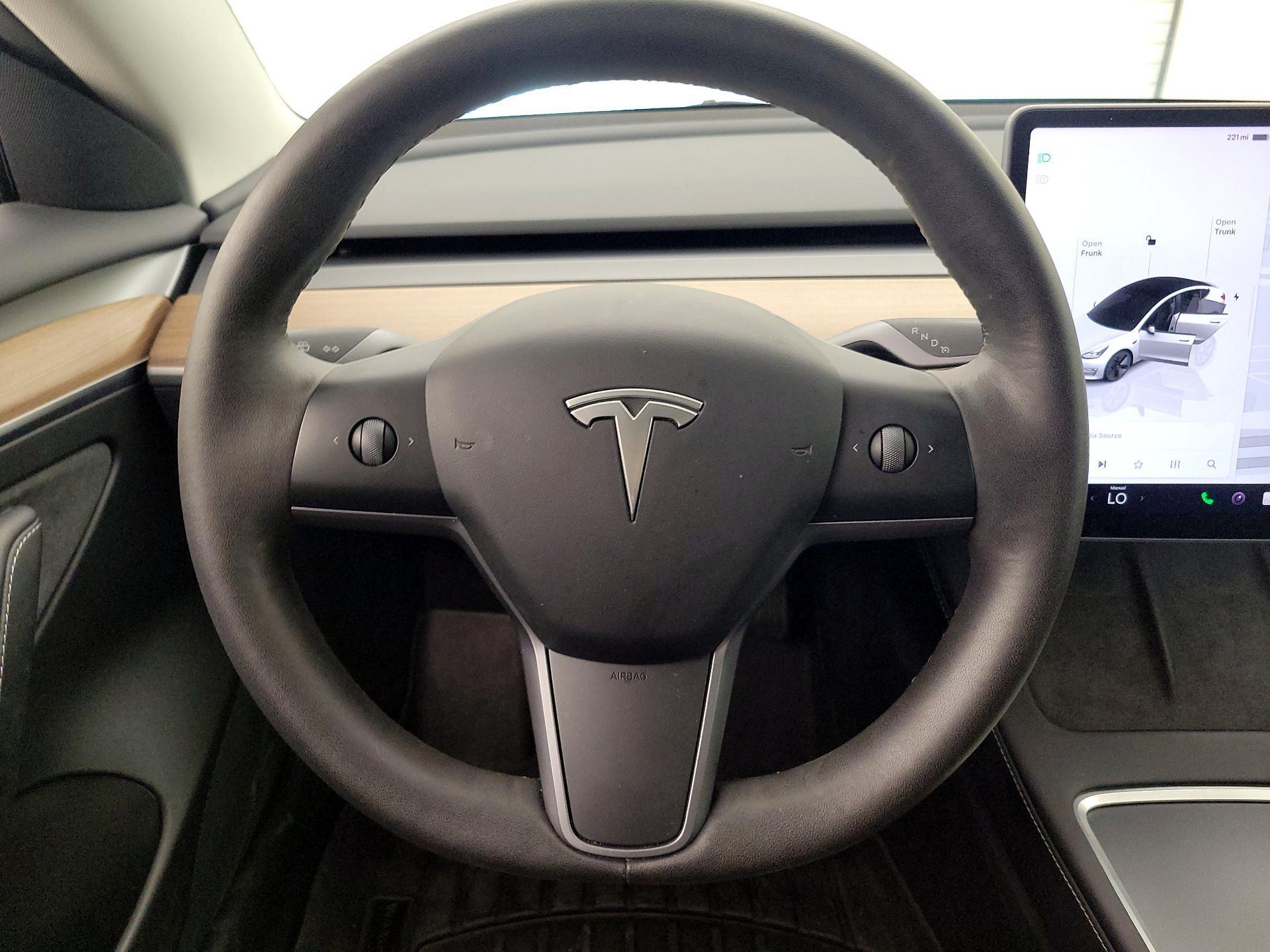Thumbnail: 2023 Tesla Model 3 - 10