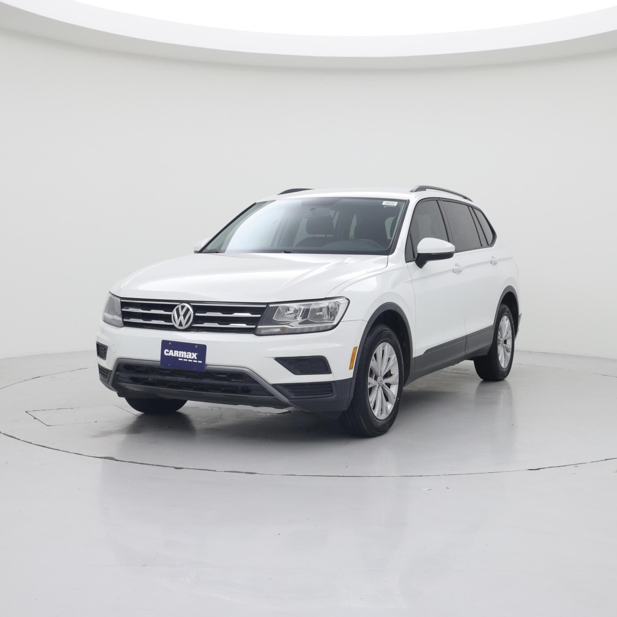 Thumbnail: 2018 Volkswagen Tiguan - 4