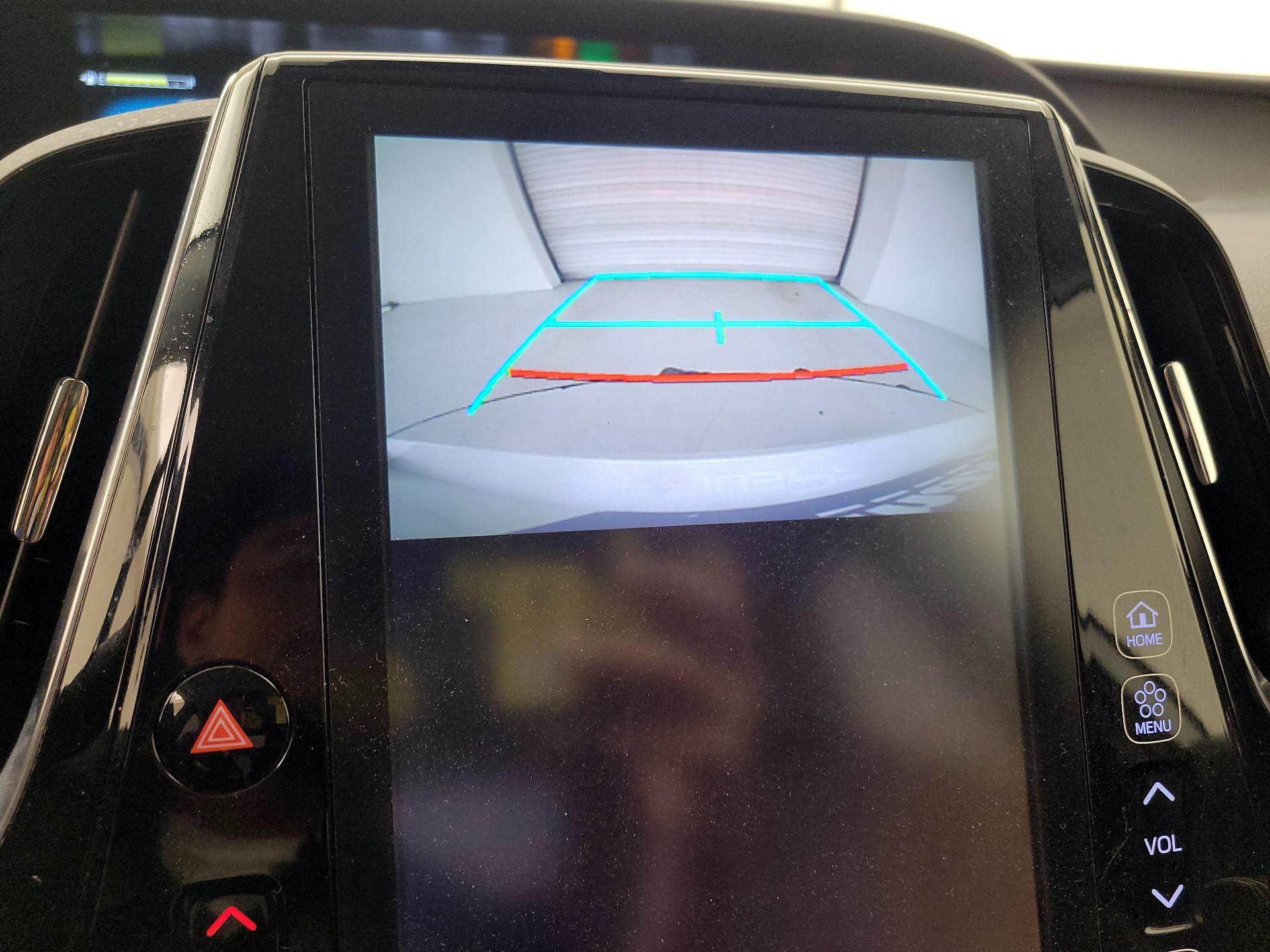 Thumbnail: 2020 Toyota Prius Prime - 15