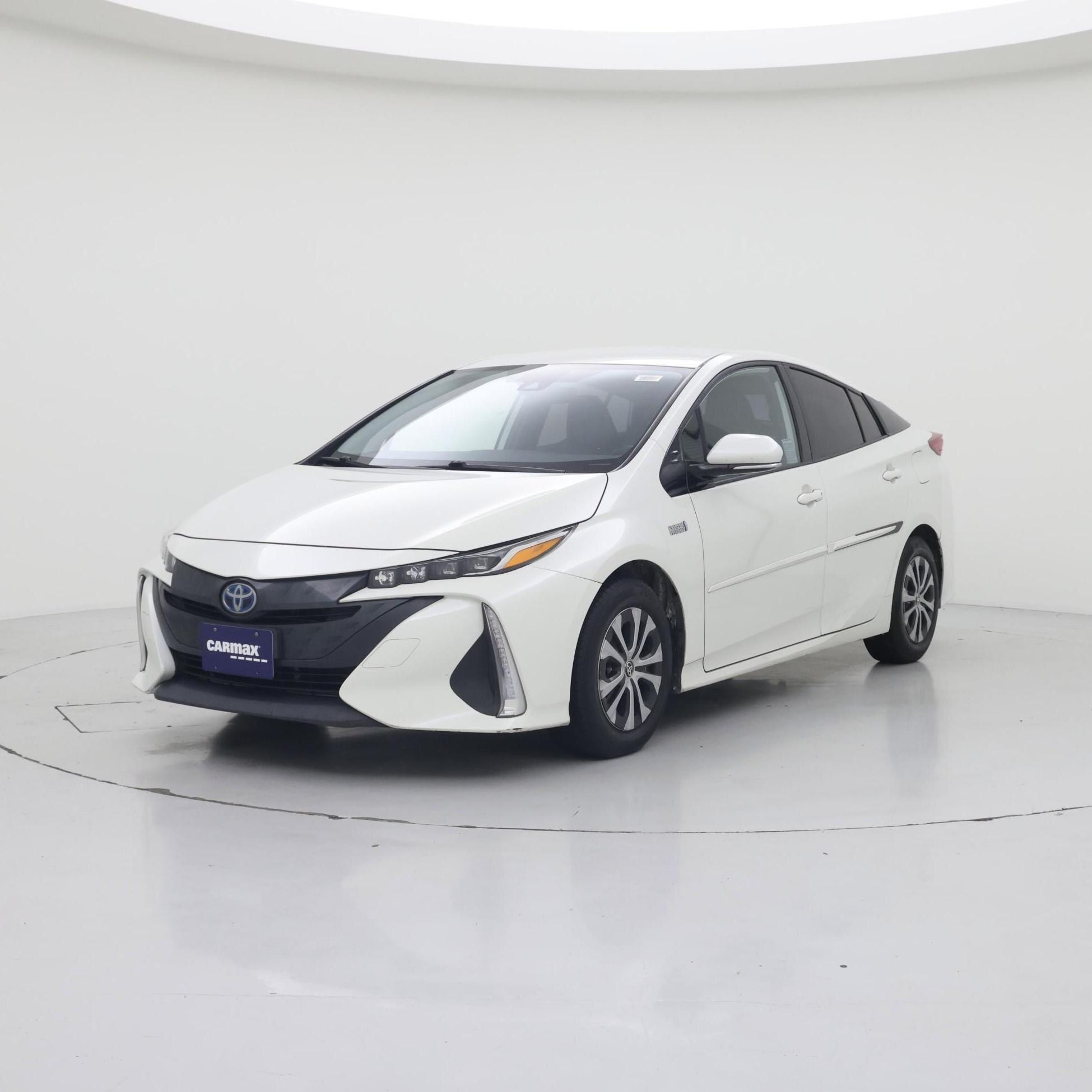 Thumbnail: 2020 Toyota Prius Prime - 4