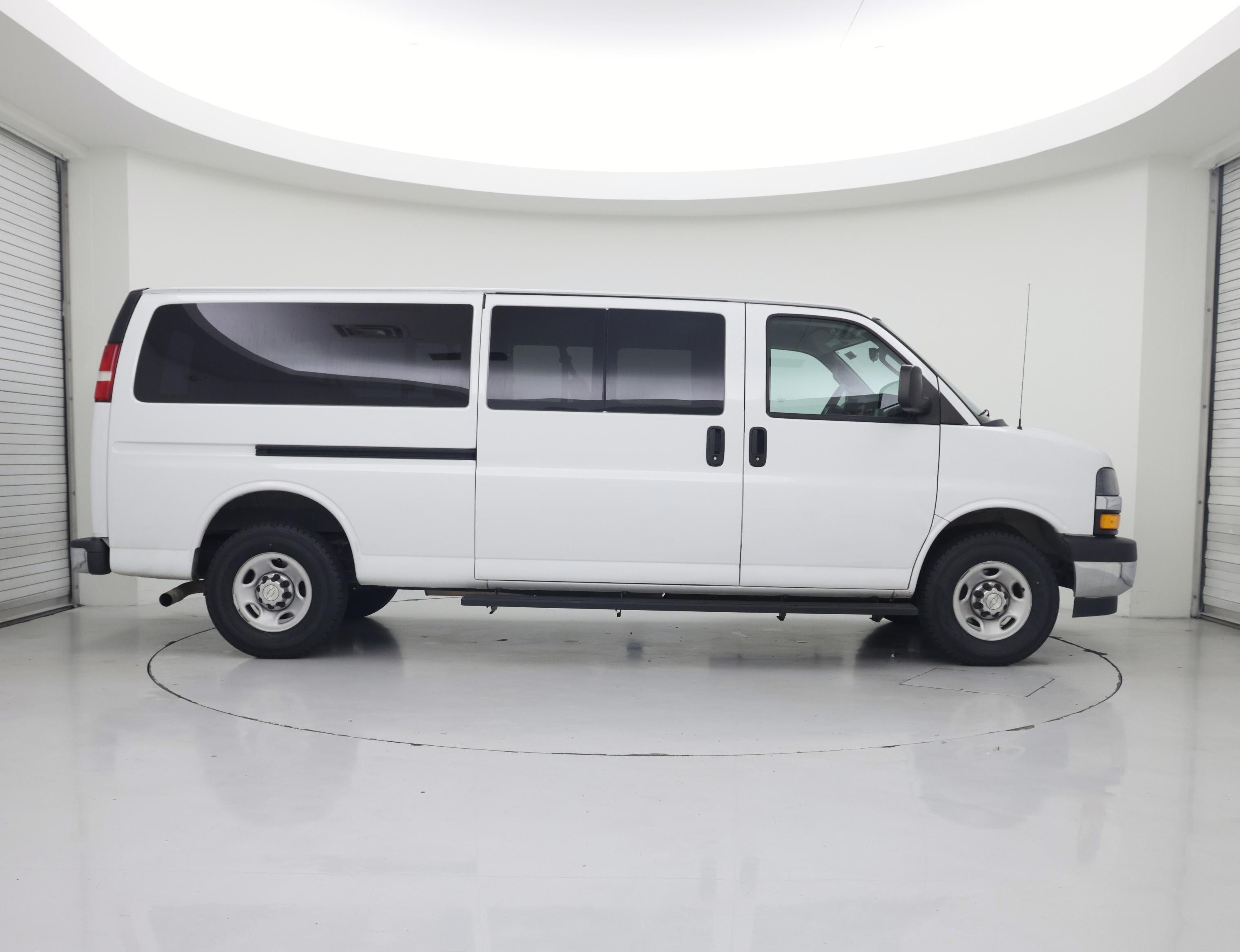 Thumbnail: 2019 Chevrolet Express - 7